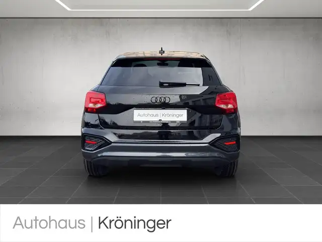 Audi Q2 view 6