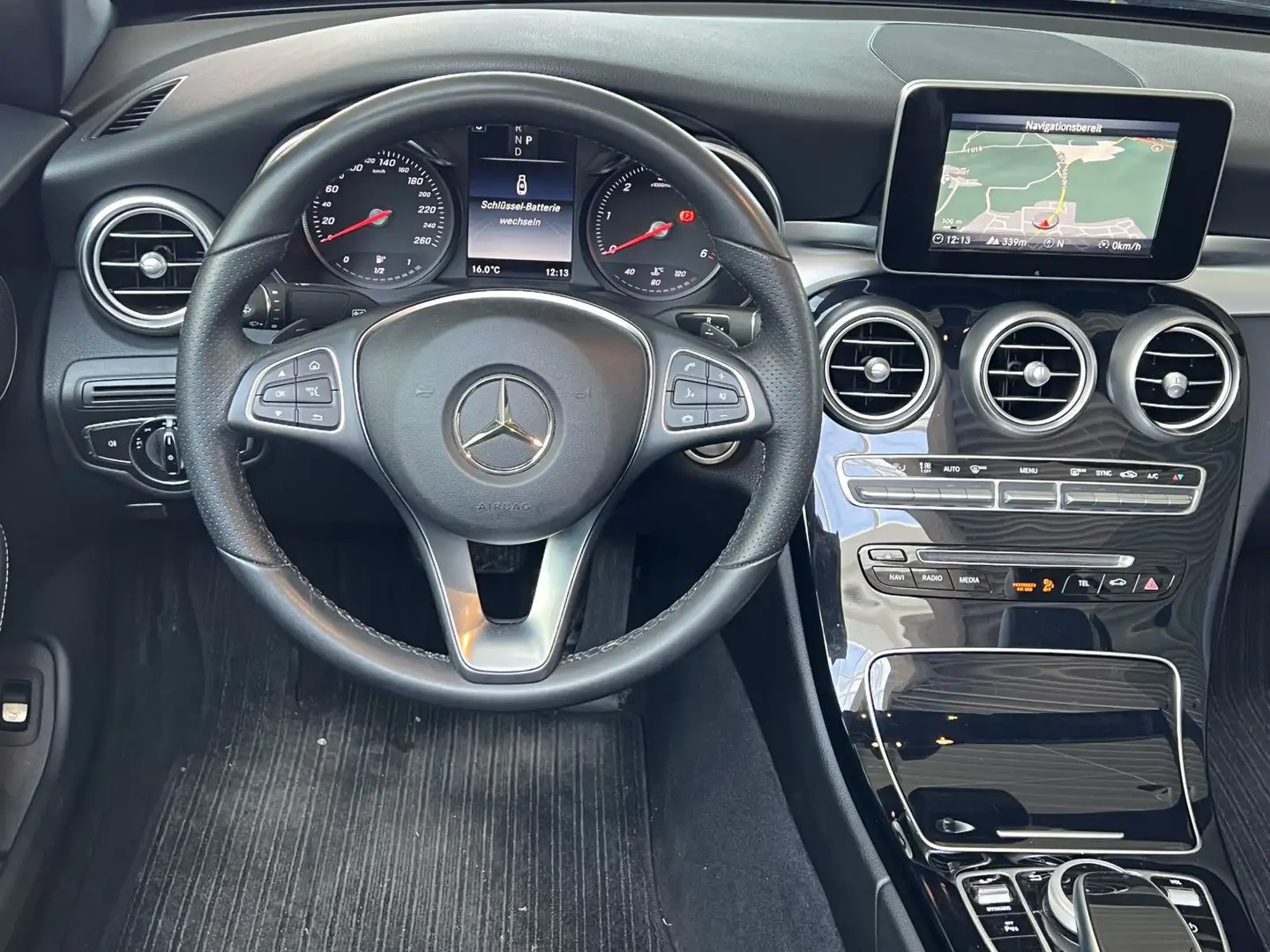 Mercedes-Benz 220 C C220d Aut Navi Leder Airscarf Akustik Navi LED Grau - 2