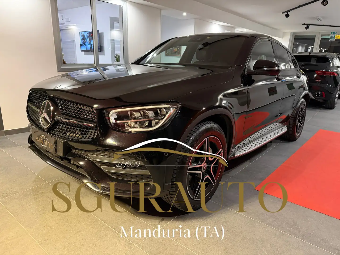 Mercedes-Benz GLC 300 D COUPE PREMIUM AMG 4MATIC 2022 Negro - 1