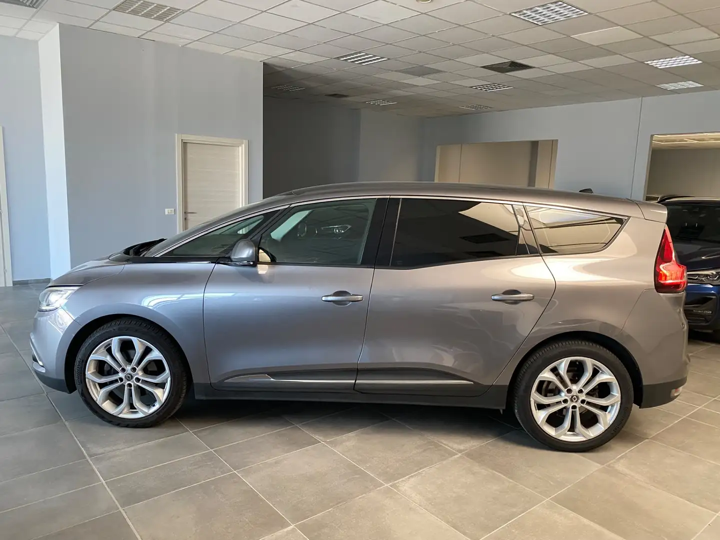 Renault Grand Scenic Blue dCi 120 CV EDC Business Grigio - 2
