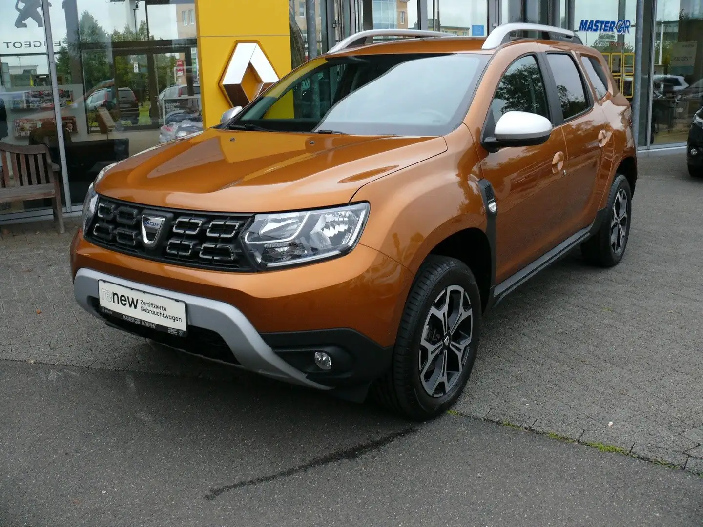 Dacia Duster II Comfort,Klimaautomatik,Servo,PDC,LPG Oranj - 1