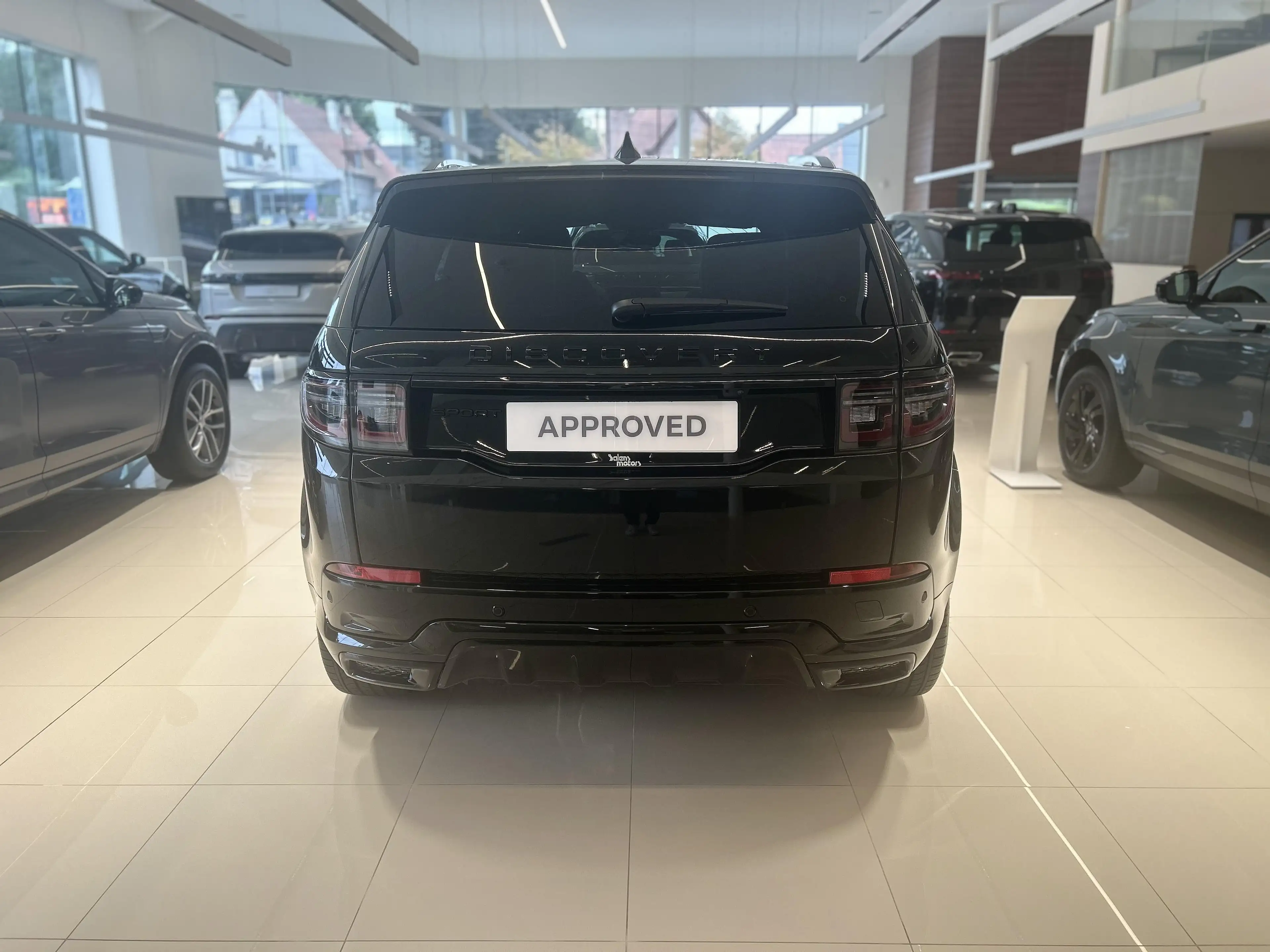 Land Rover Discovery Sport P270e Dyn SE AWD Auto. — photo 7
