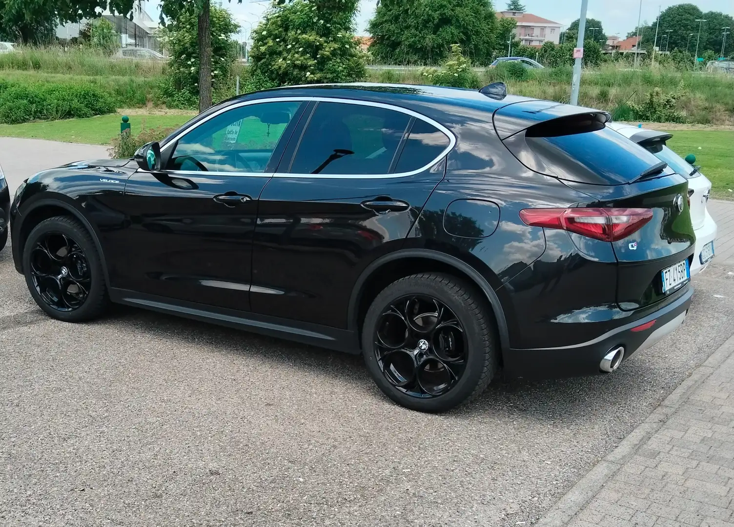 Alfa Romeo Stelvio Sport Nero - 1