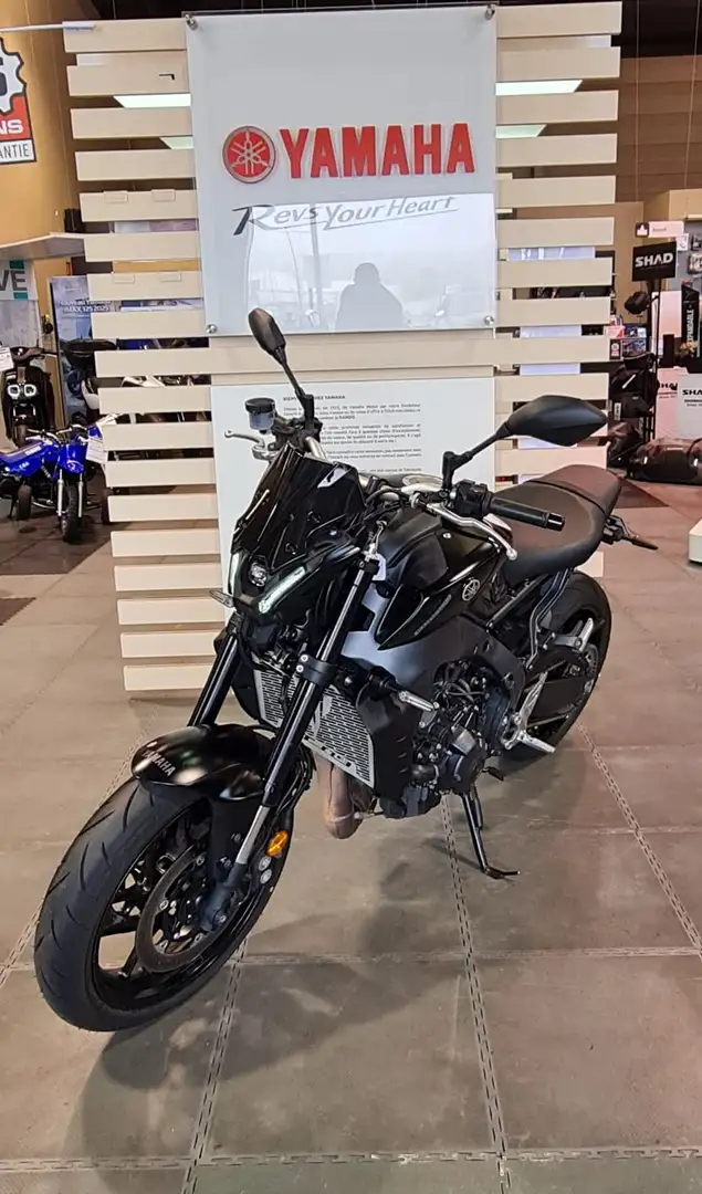 Yamaha MT-09 Noir - 2