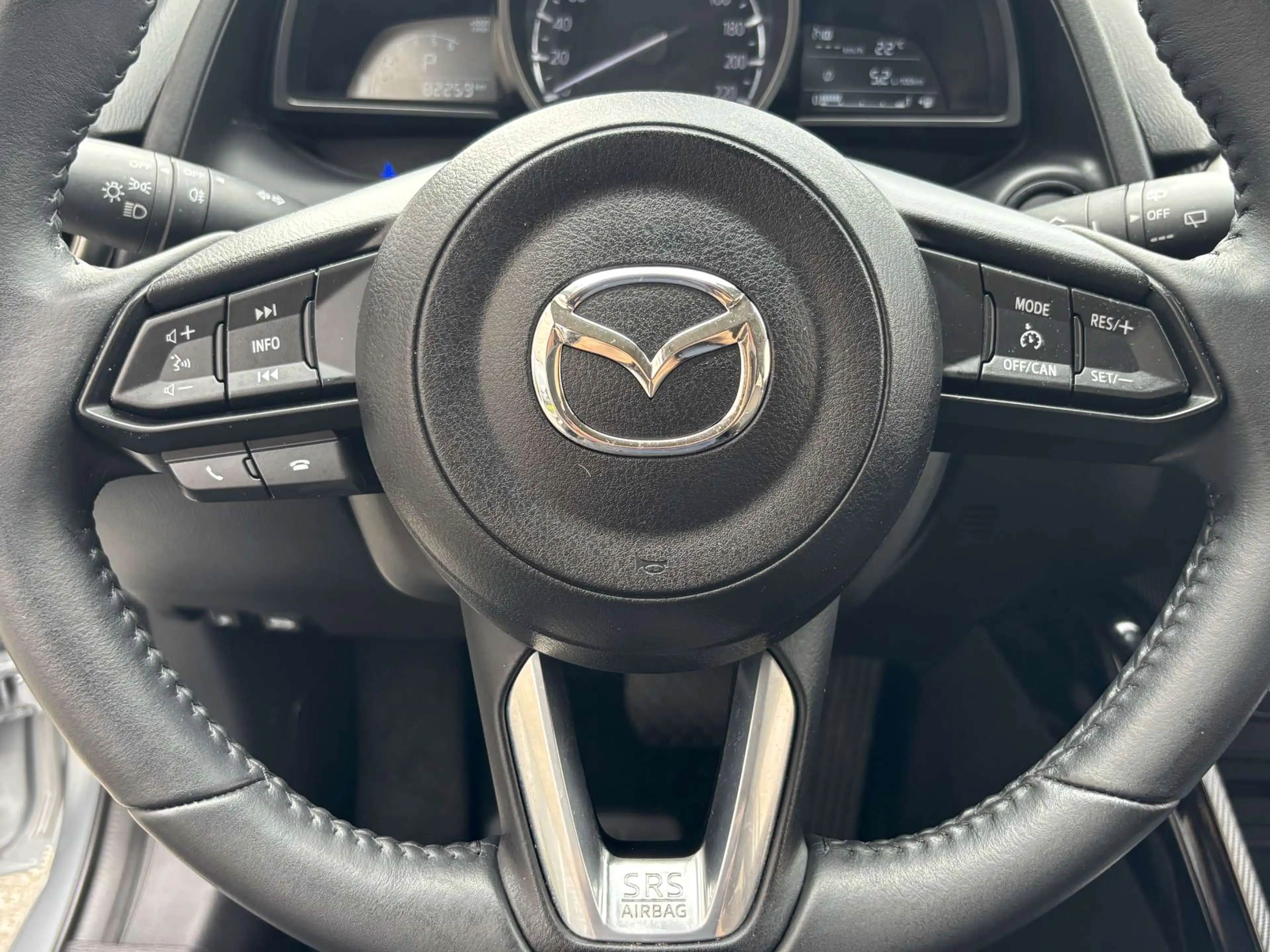 Mazda 2 2 1.5 SKY-G SKYDRIVE / Automaat / Apple / 82000km — photo 13