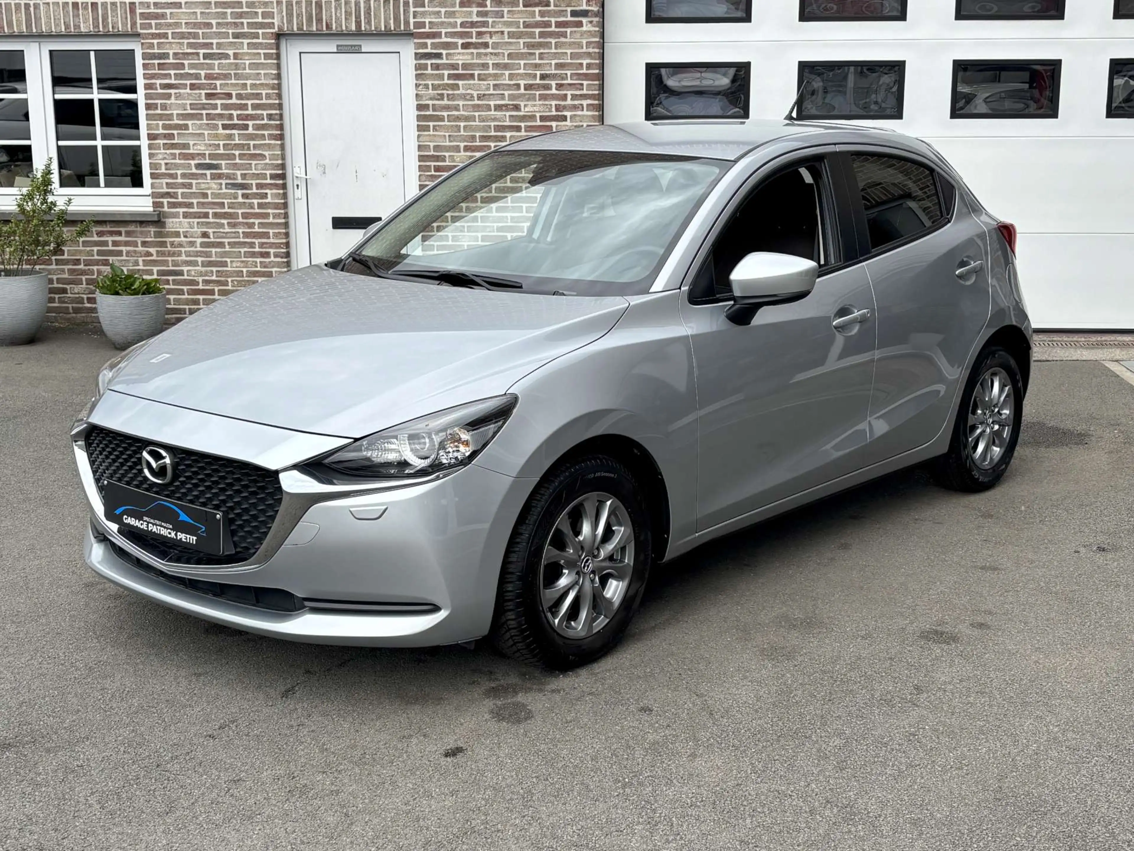 Mazda 2 2 1.5 SKY-G SKYDRIVE / Automaat / Apple / 82000km — photo 3
