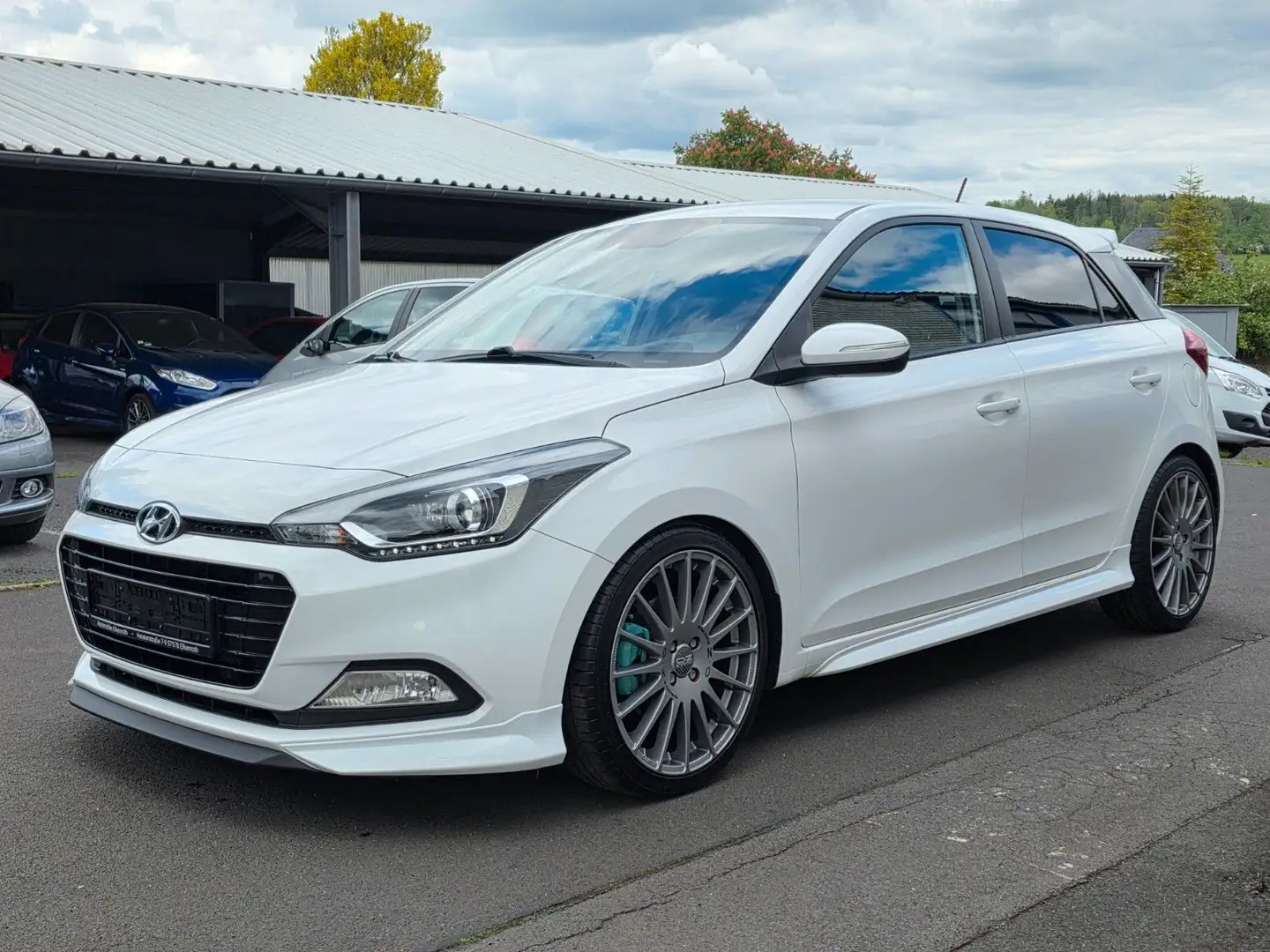Hyundai i20 1.0 T-GDI Sport Rallye 1.Hand Scheckheft Weiß - 1