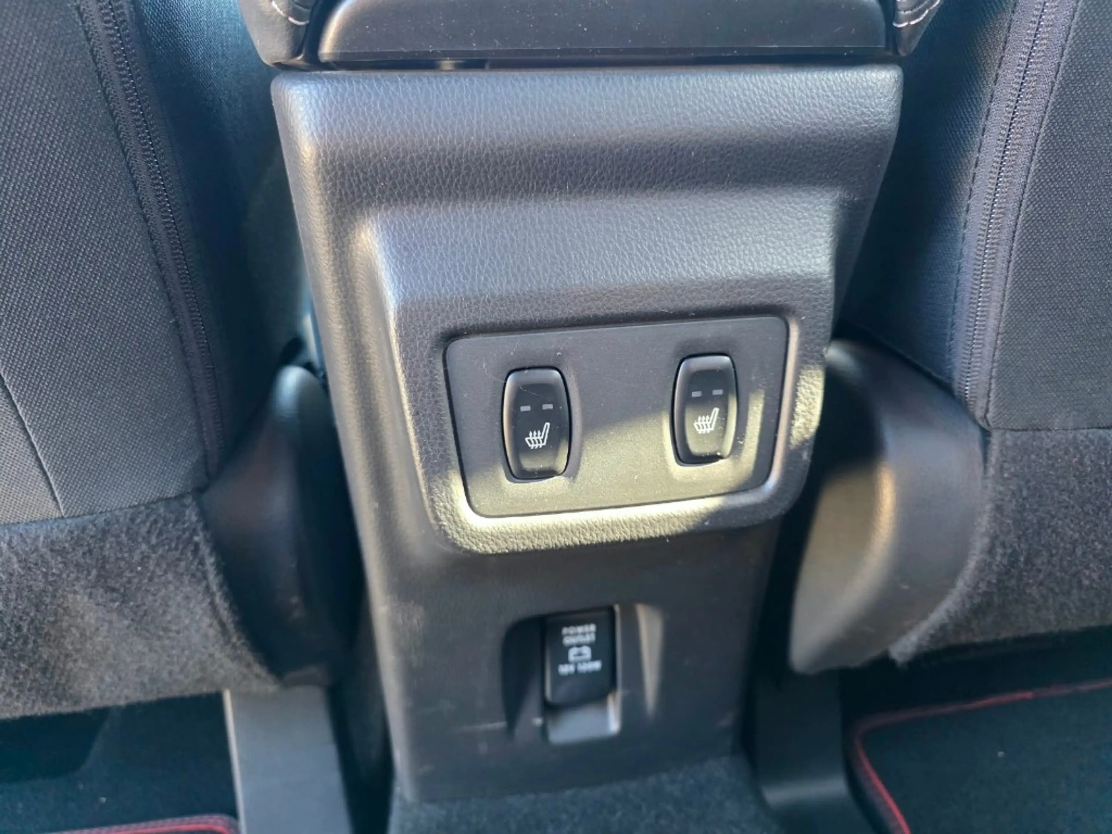 Mitsubishi Eclipse Cross Spirit+ 1.5 T-MIVEC 2WD 6-Gang — photo 11