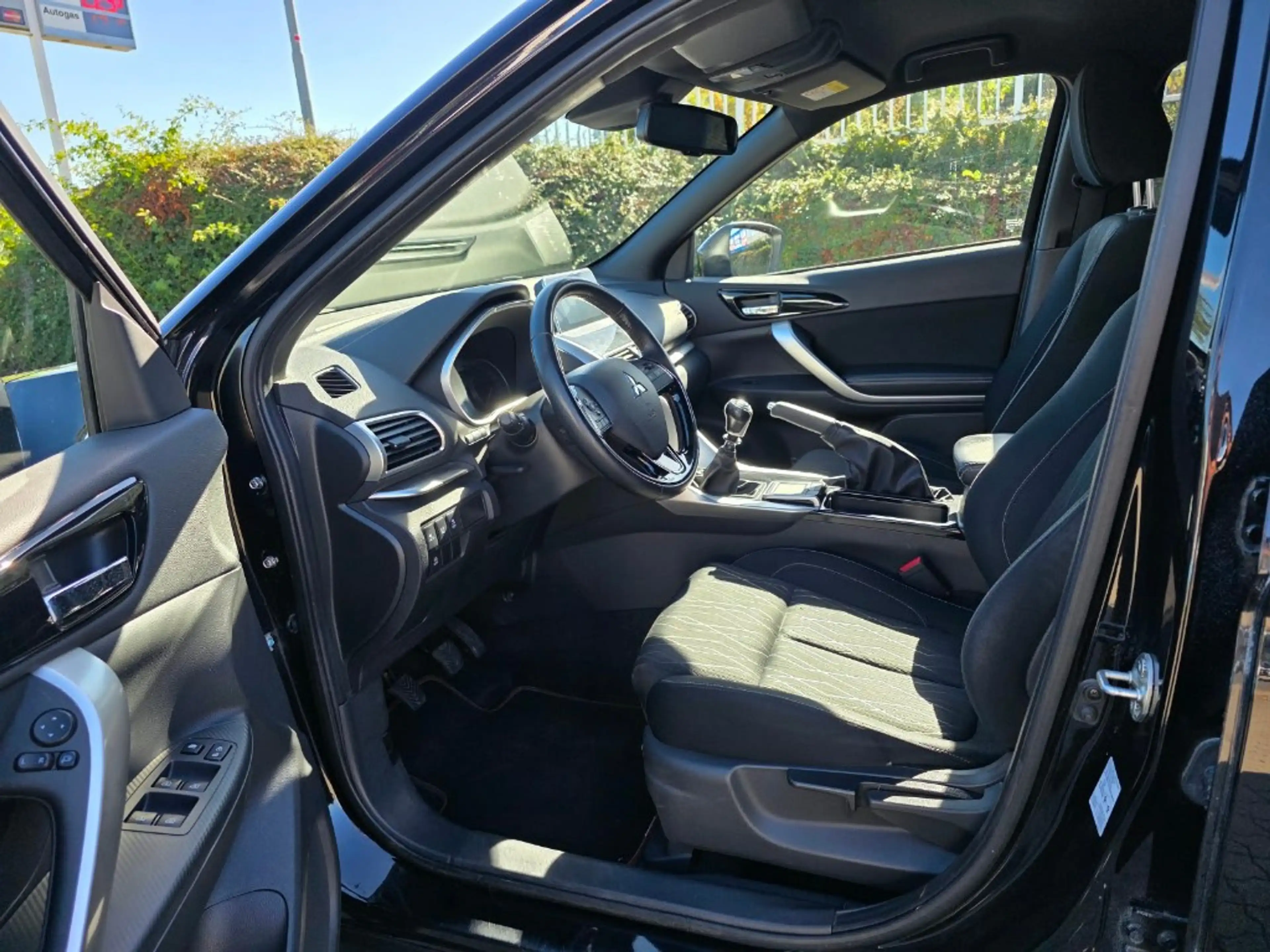Mitsubishi Eclipse Cross Spirit+ 1.5 T-MIVEC 2WD 6-Gang — photo 7