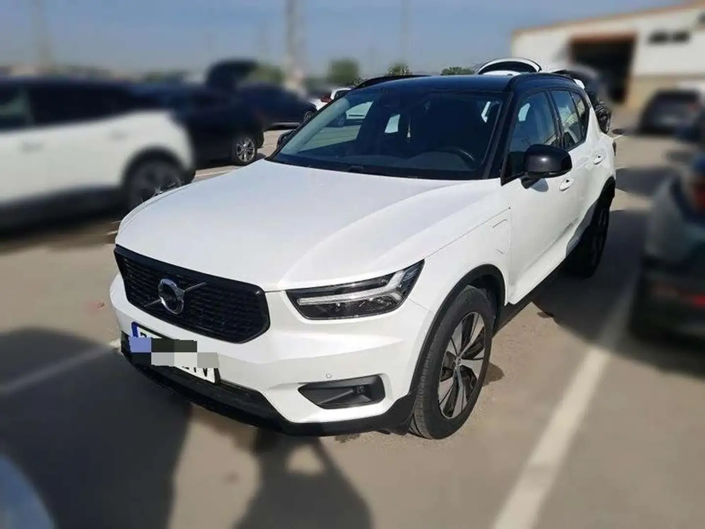 Volvo XC40 T4 Recharge R-Design Aut. Blanco - 1