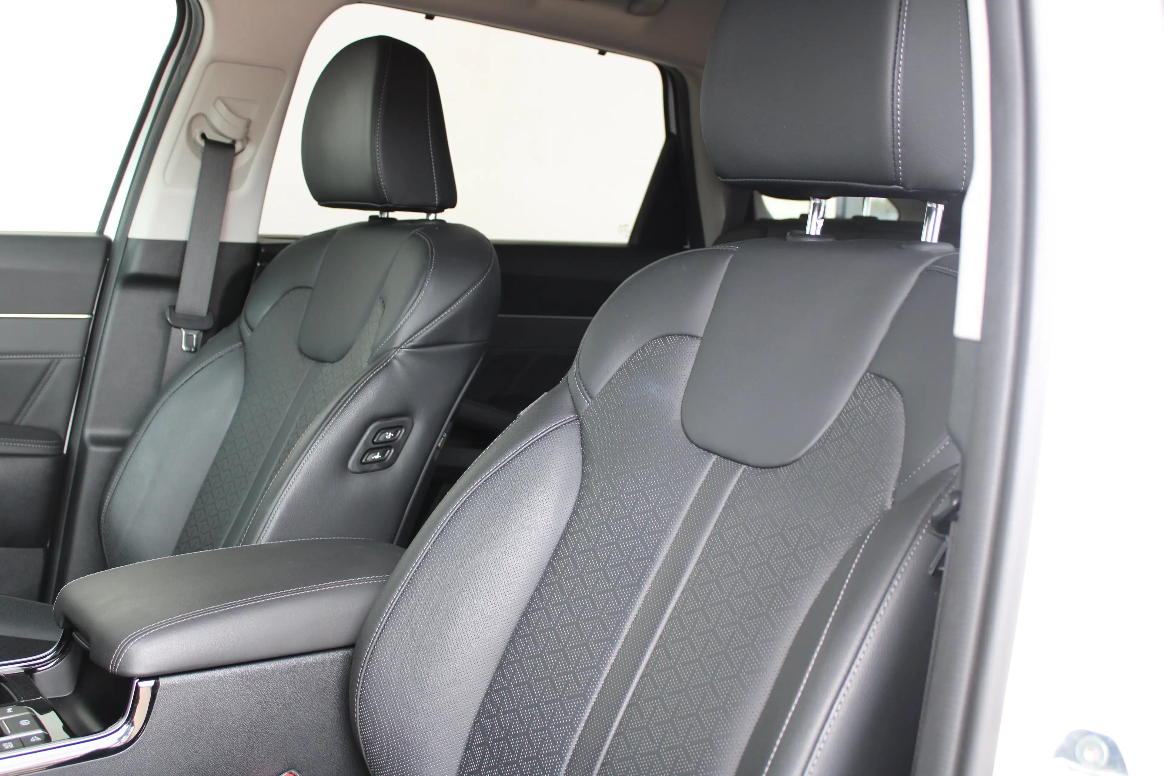 Kia Sorento 1.6 T-GDI Hybrid 2WD ExecutiveLine 7p. | 7-persoon — photo 10