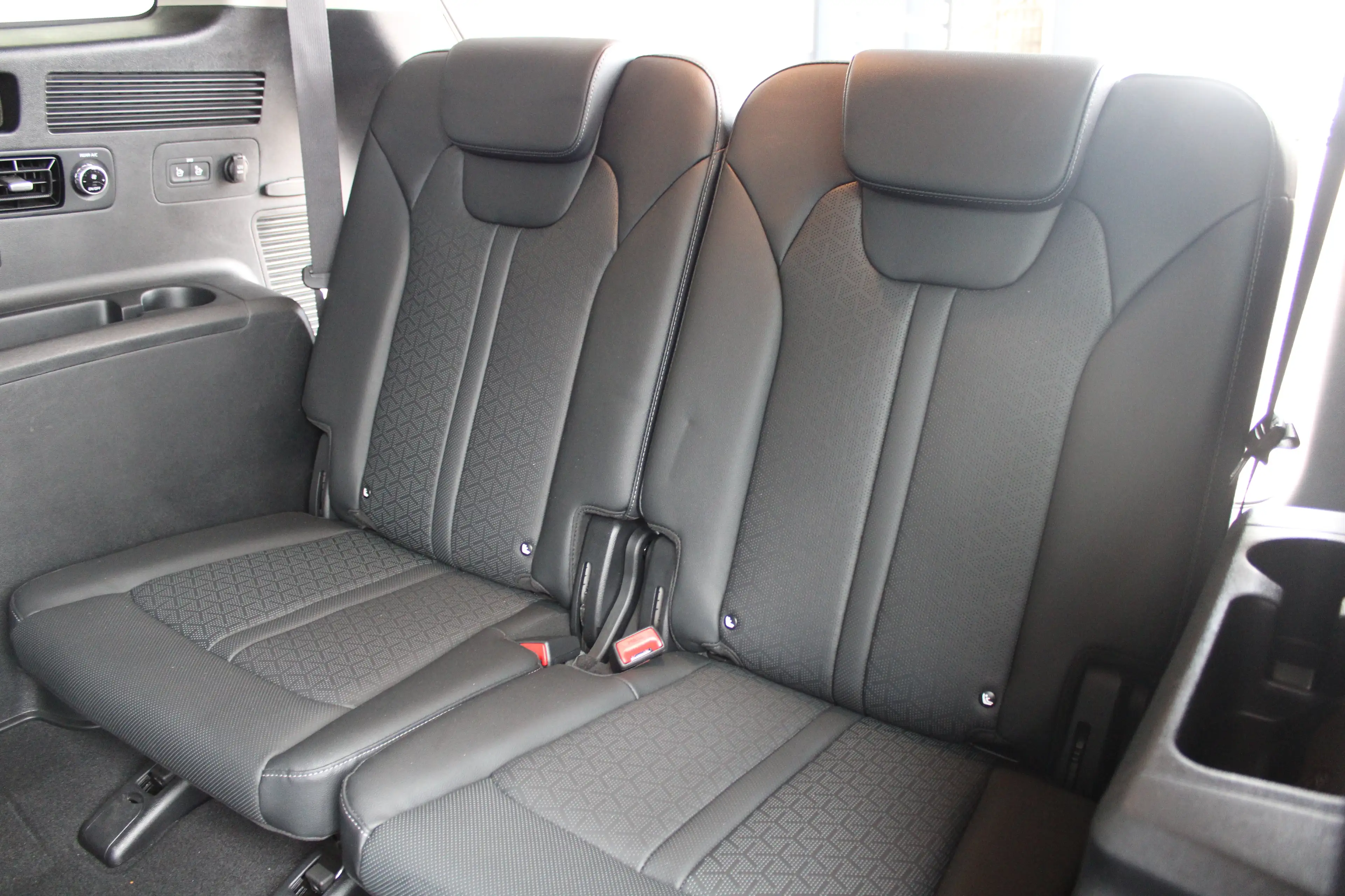 Kia Sorento 1.6 T-GDI Hybrid 2WD ExecutiveLine 7p. | 7-persoon — photo 16