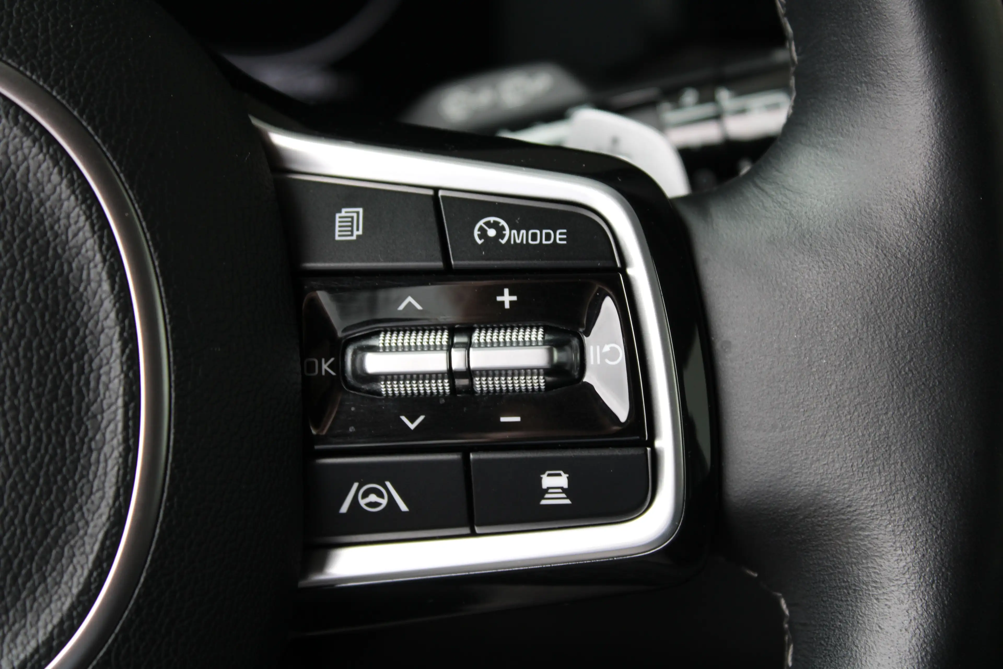 Kia Sorento 1.6 T-GDI Hybrid 2WD ExecutiveLine 7p. | 7-persoon — photo 27