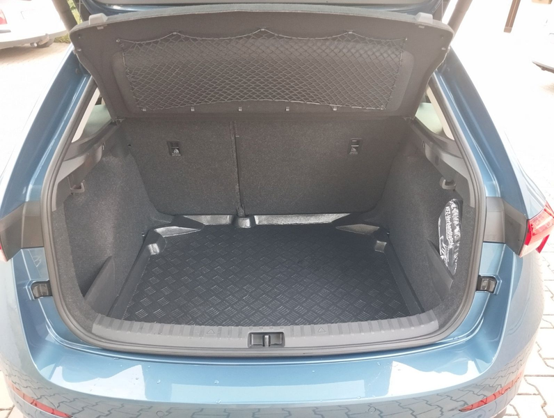 Skoda Scala Style 1.5 TSI, Full Link, Kamera,Abstandst — photo 20