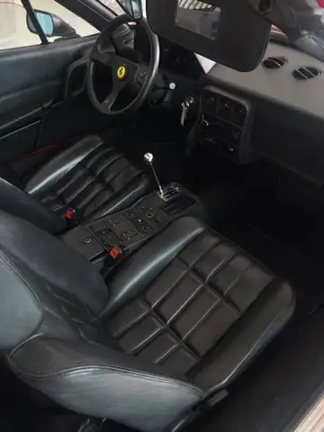 Ferrari 328 view 25