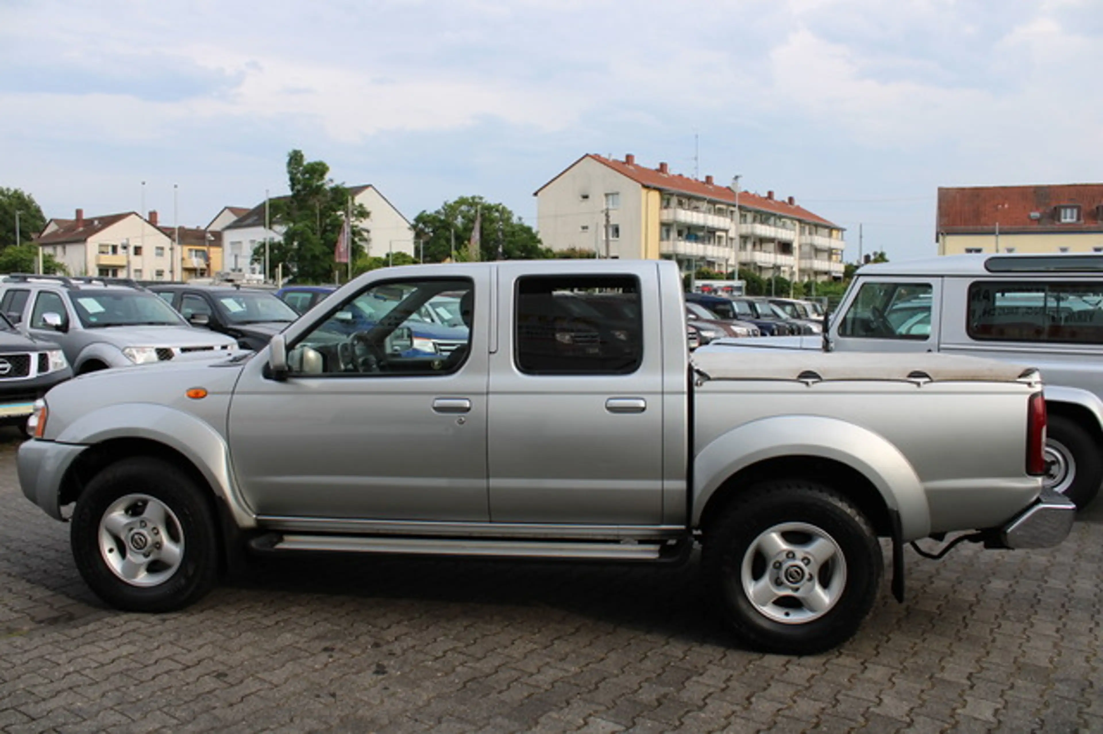 Nissan Navara Pick-up TD Doka 4X4 *STHZ*89 TKM*Service-gepflegt* — photo 4