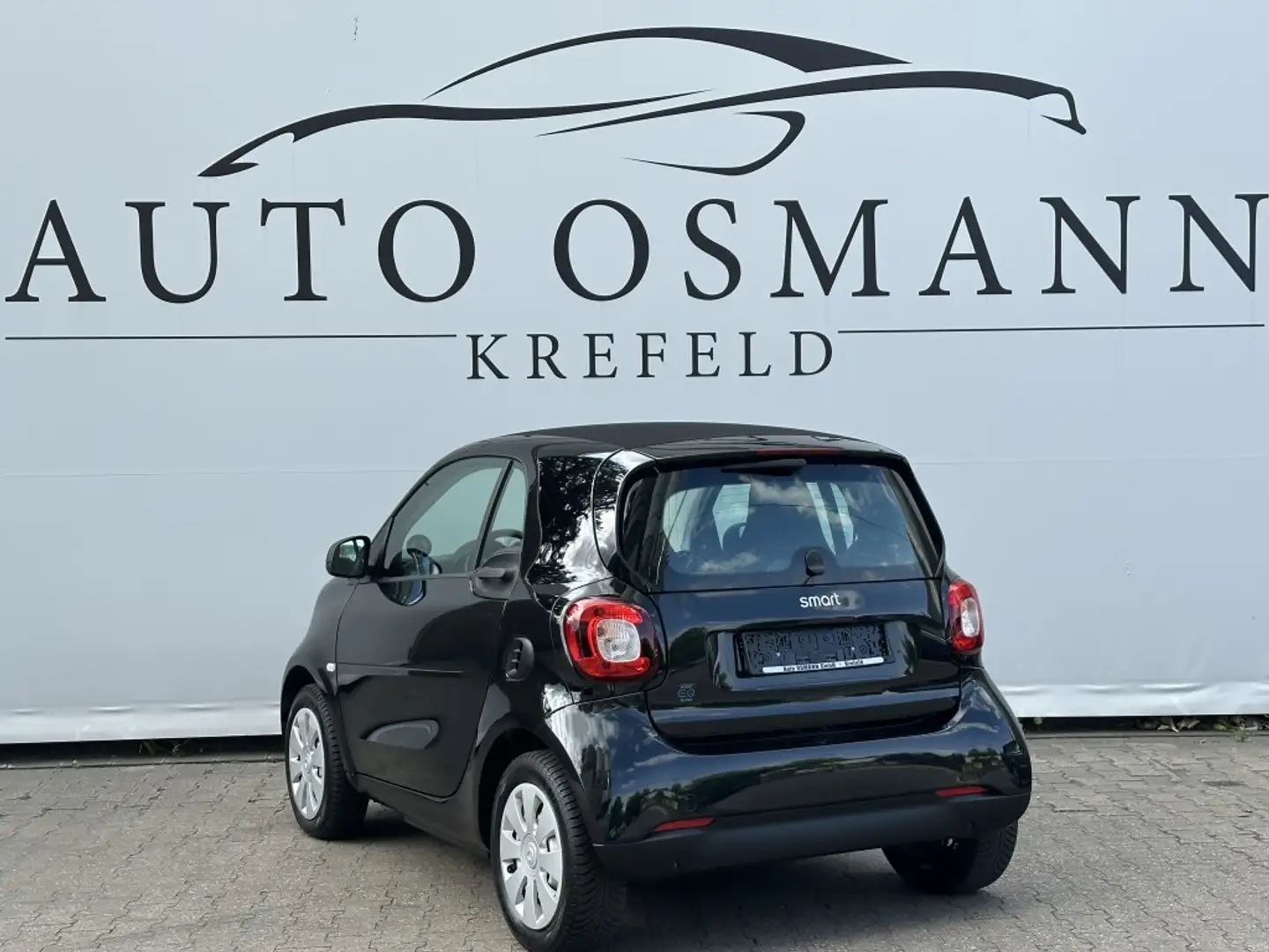 smart forTwo coupe EQ   Klima Auto   Tempomat   DAB Schwarz - 2