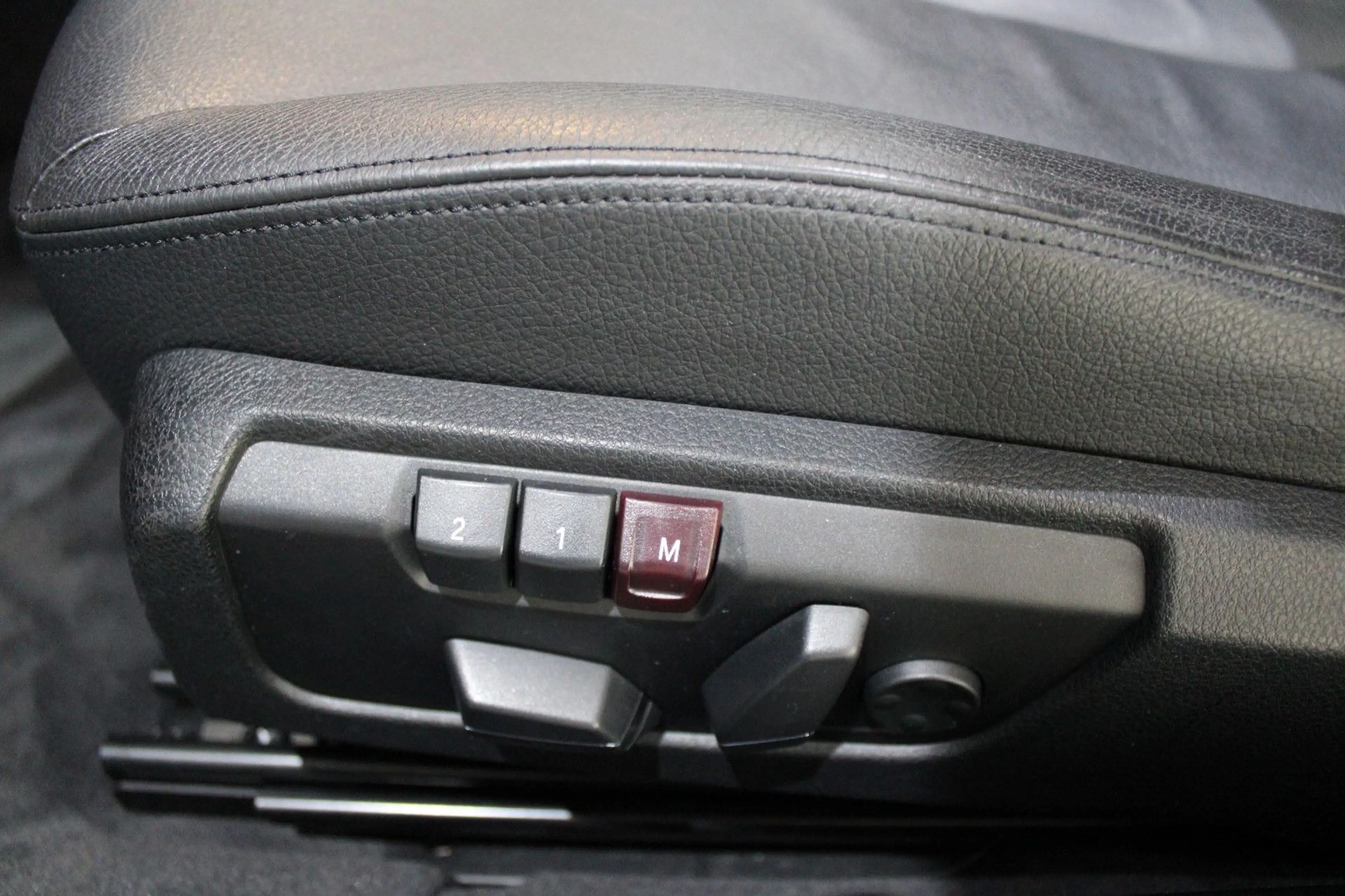 BMW 428 i xDrive Cabrio NAVI XENON MEMORY *BRD*EURO 6 — photo 12