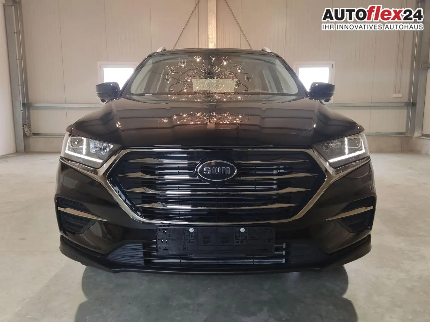 SWM G01 A 1.5T Automatik 133 PS Navi-AppleCarPlay-Andro... Schwarz - 1