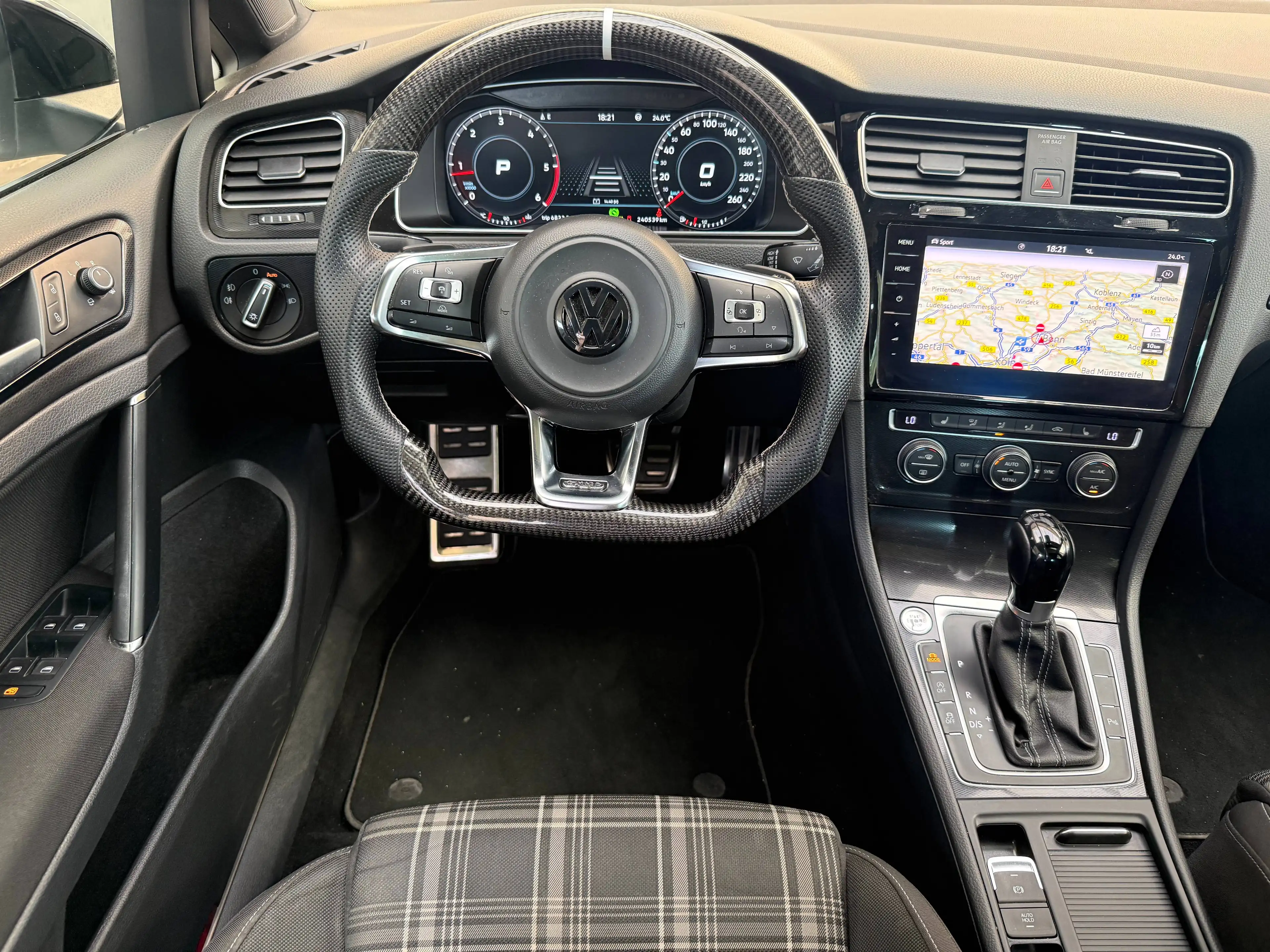 Volkswagen Golf GTD GTD BMT Automatik Virtual Tacho — photo 9