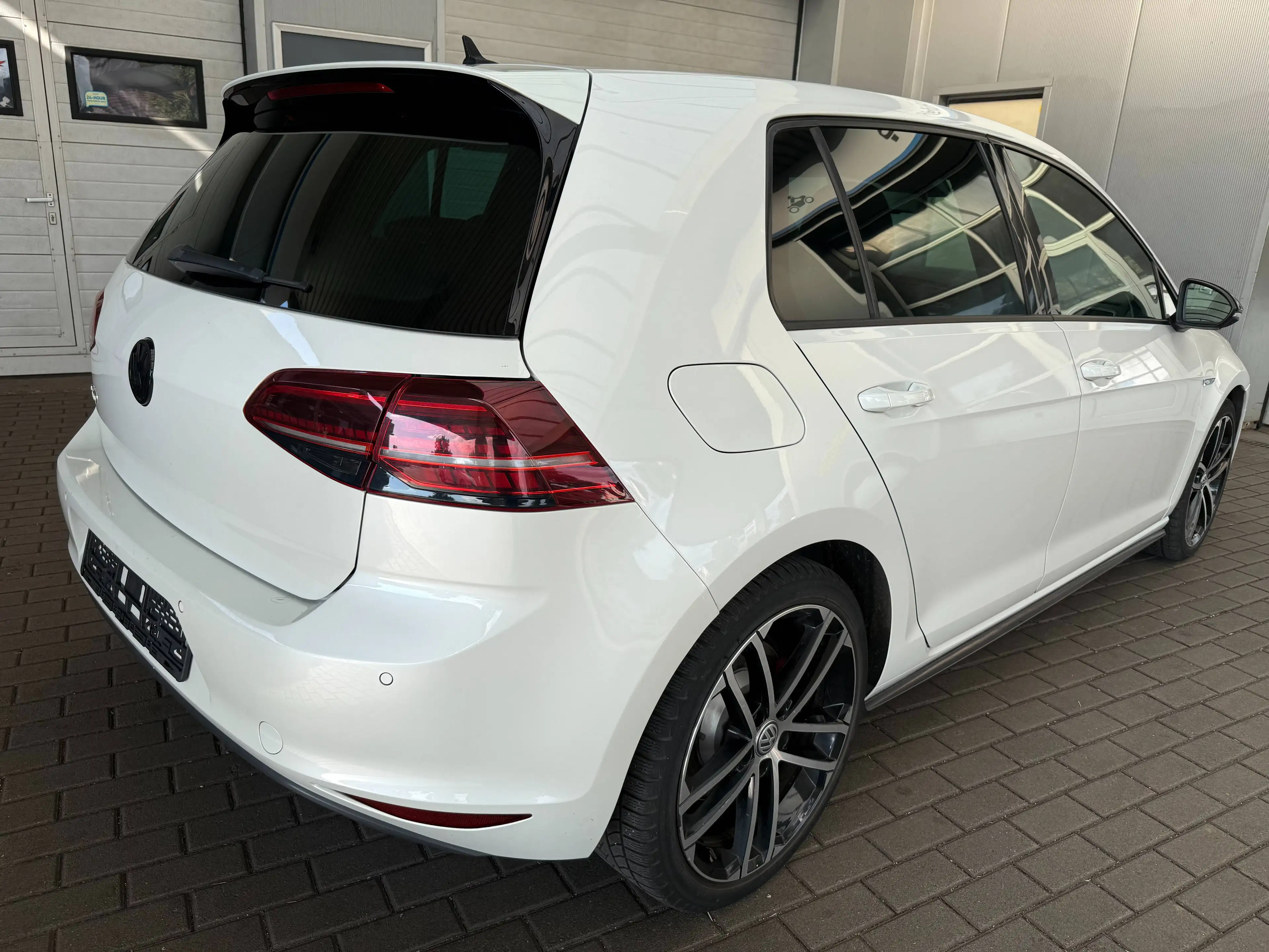 Volkswagen Golf GTD GTD BMT Automatik Virtual Tacho — photo 5