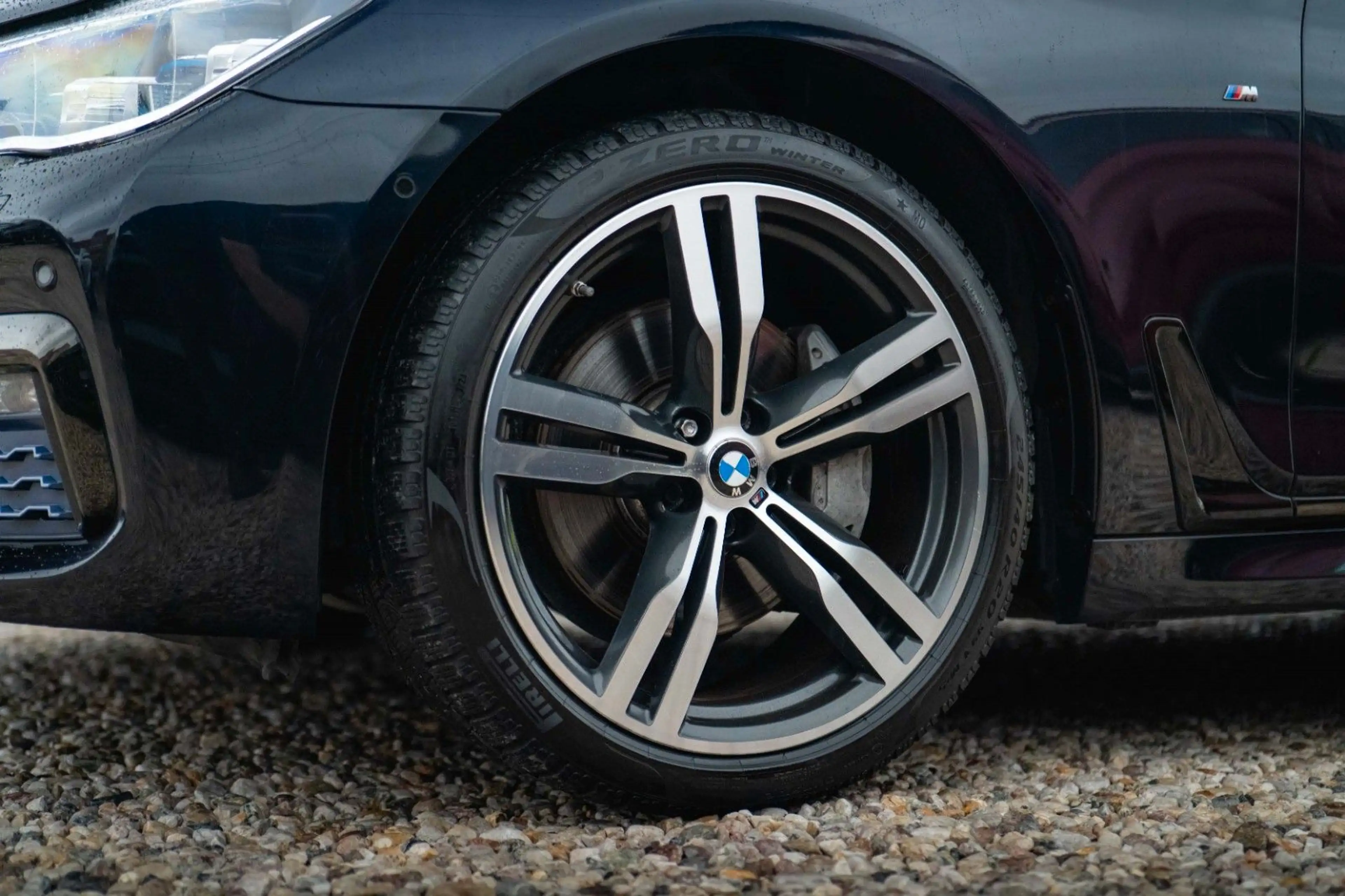 BMW 730 d L xDrive M Sport Shadow | 100% Option | 19% — photo 12