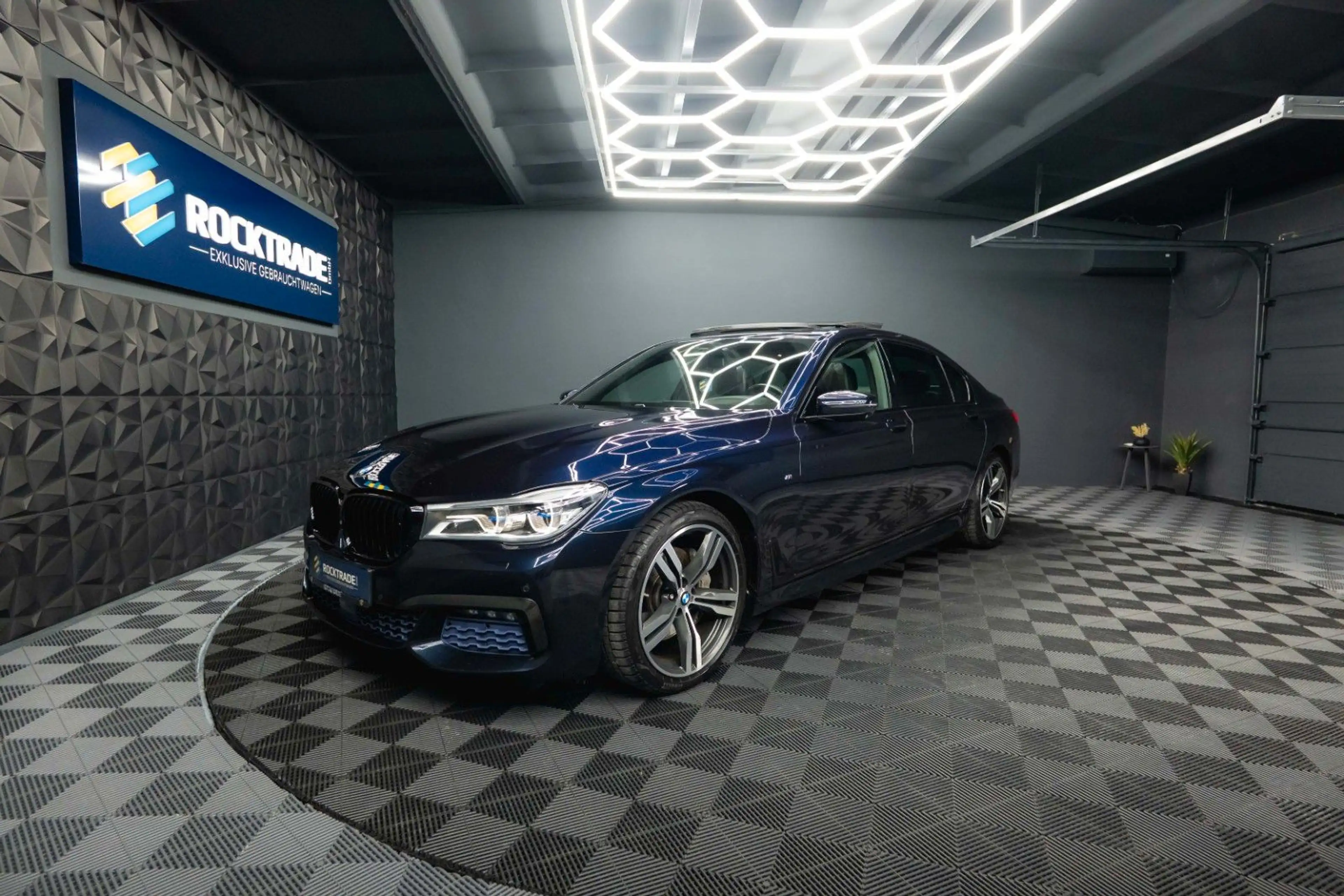 BMW 730 d L xDrive M Sport Shadow | 100% Option | 19%
