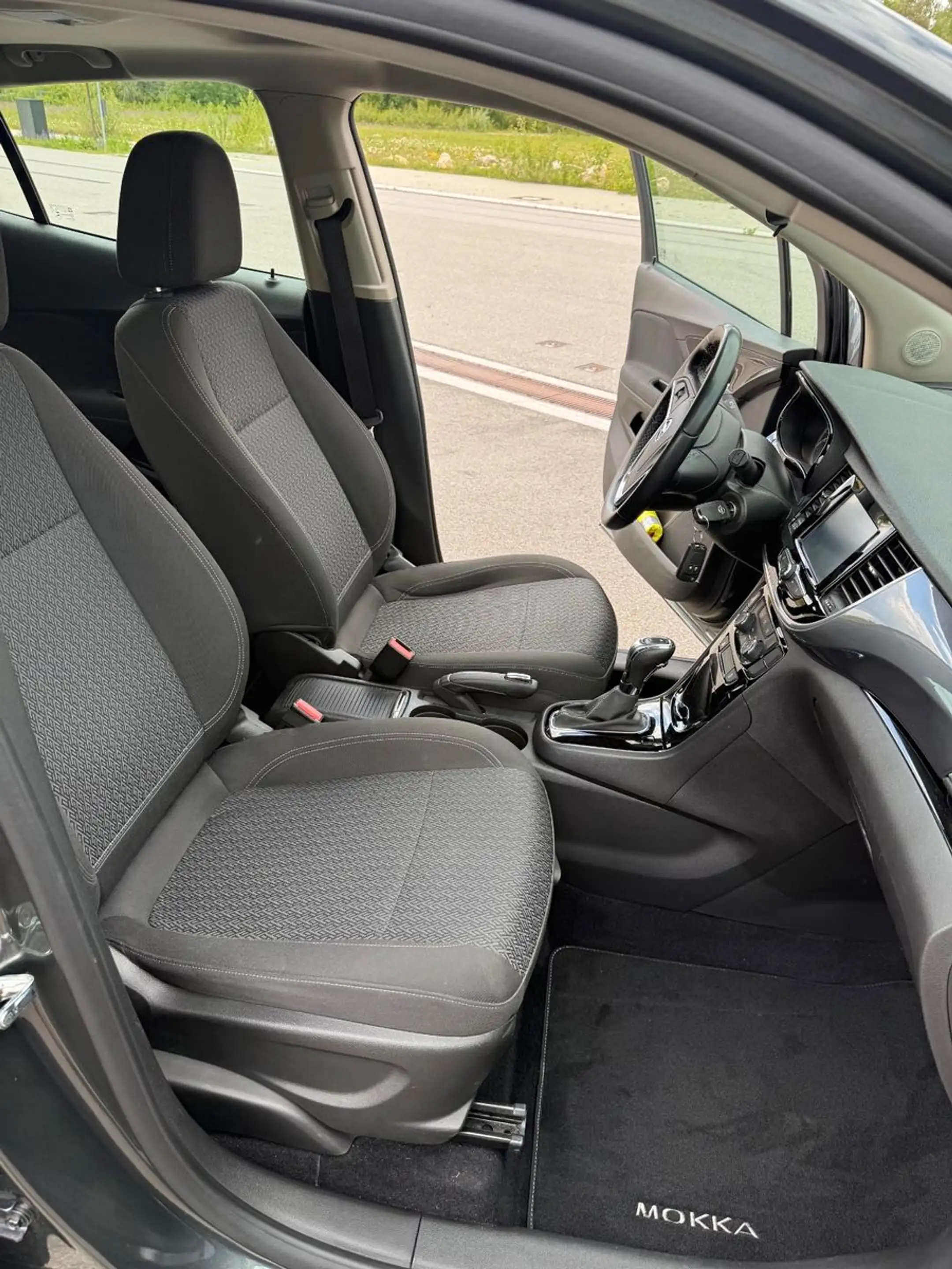 Opel Mokka X — photo 11