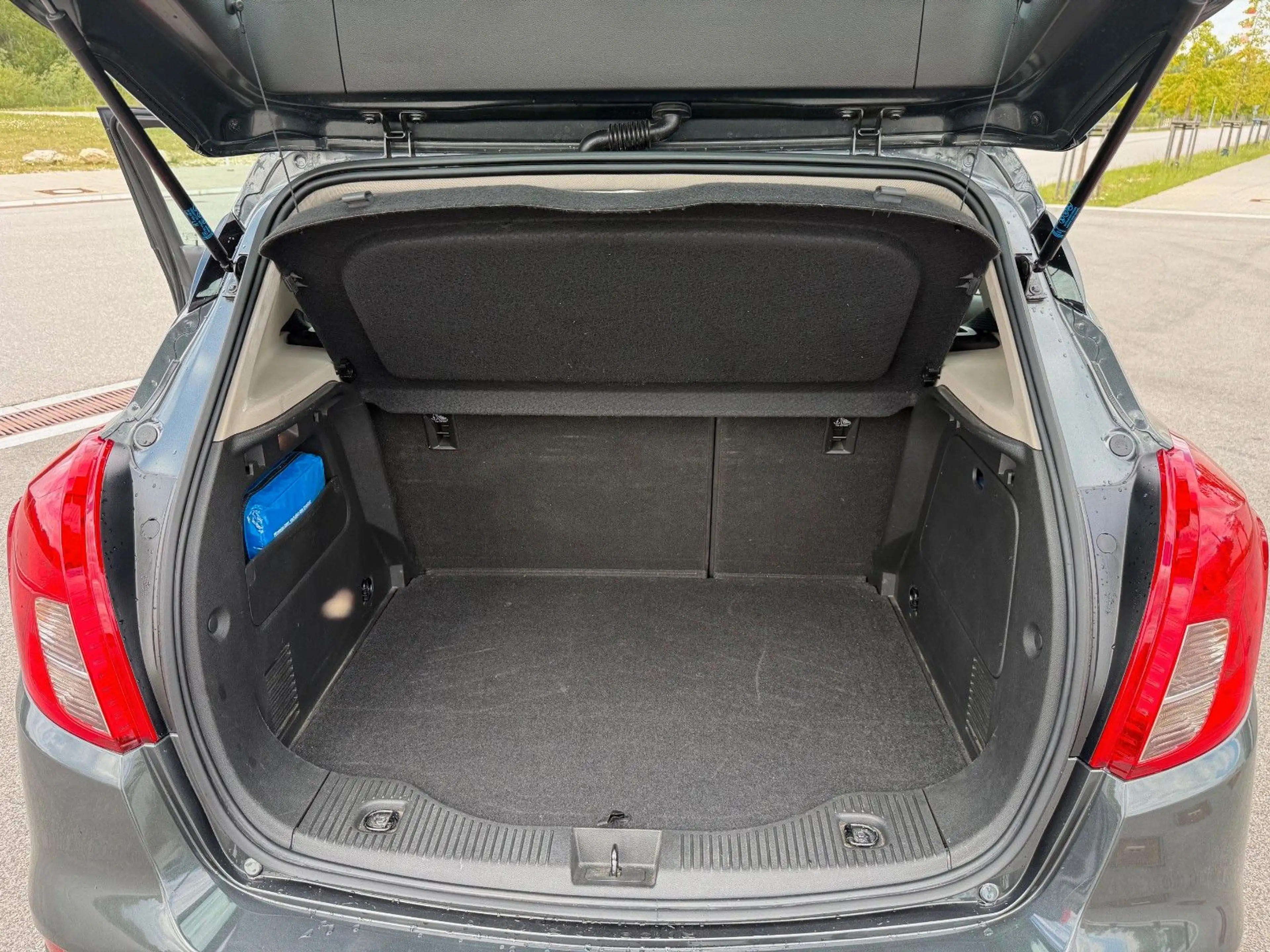 Opel Mokka X — photo 15