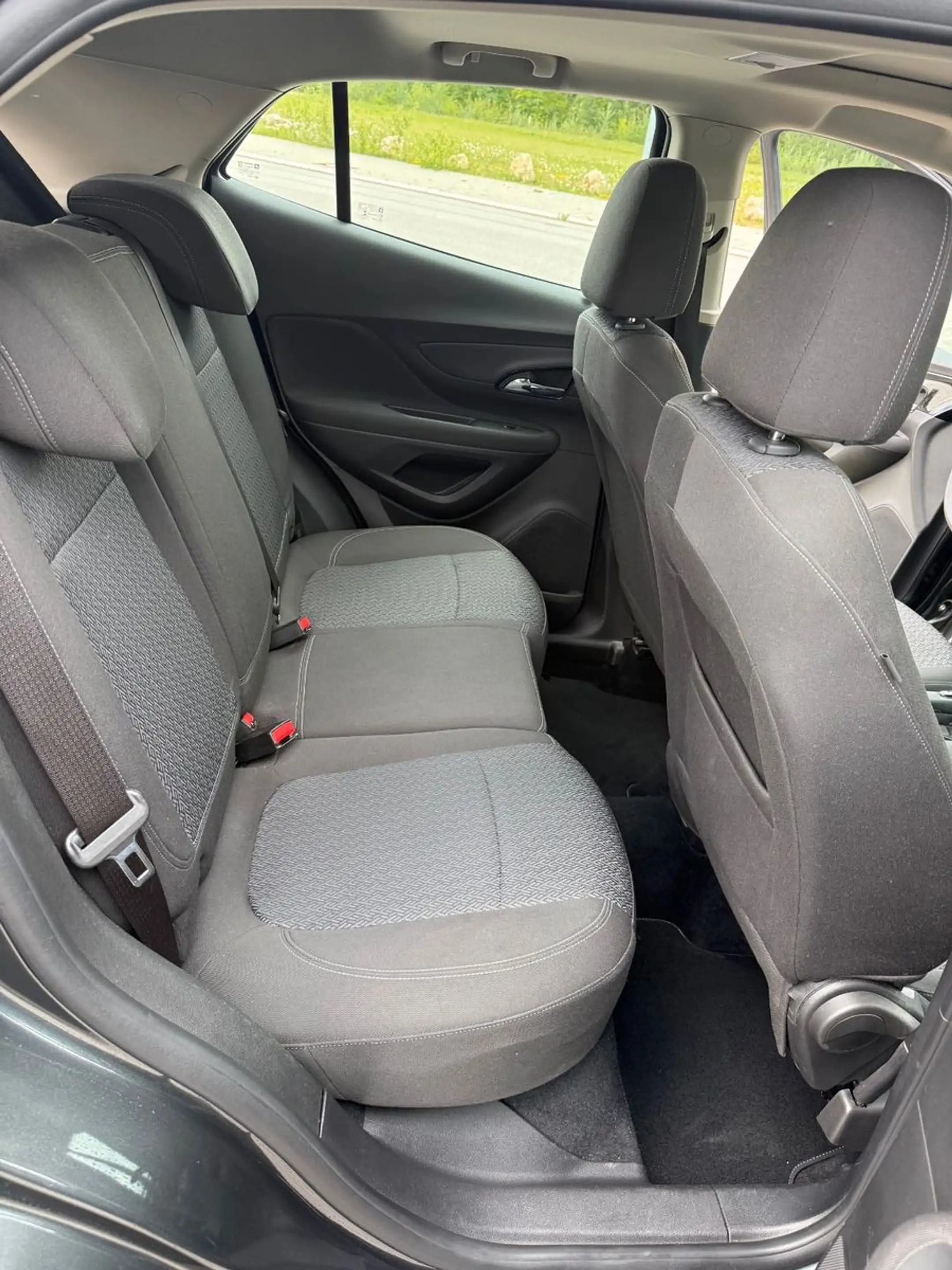 Opel Mokka X — photo 12