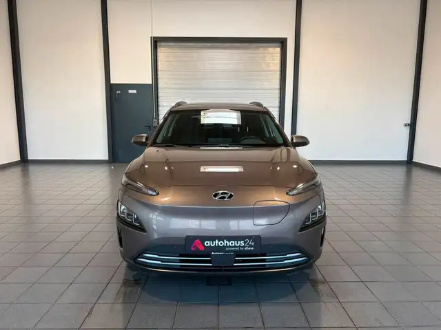 Hyundai Kona view 2