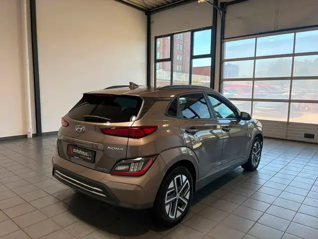 Hyundai Kona view 5