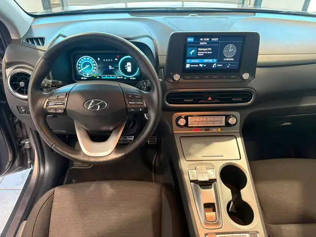 Hyundai Kona view 9