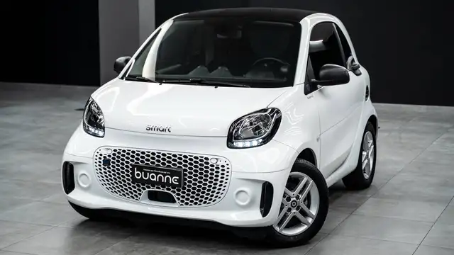 smart forTwo EQ PURE 4,6KW UFFICIALE ITALIANA IVA ESPOSTA