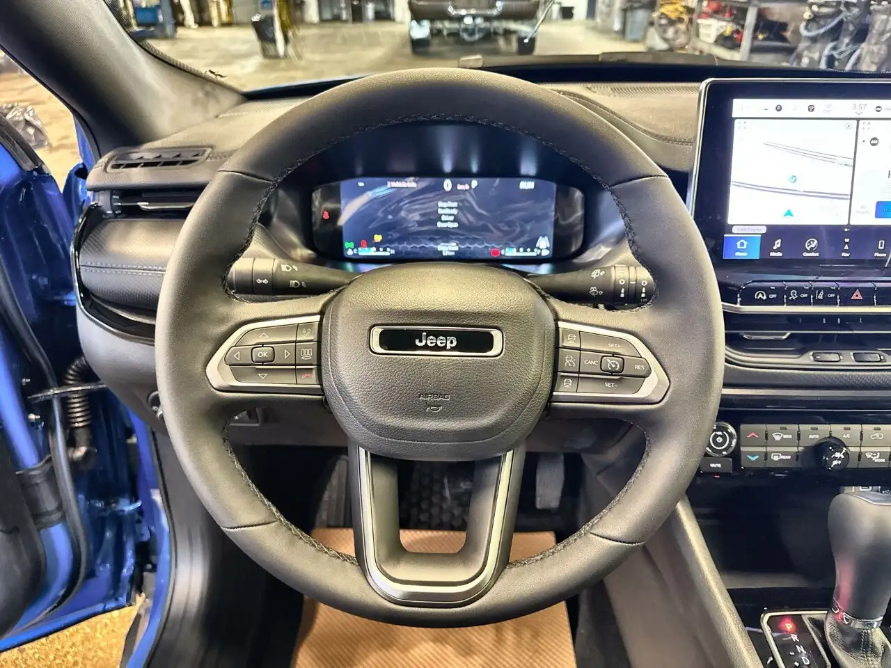 Jeep Compass photo Jeep Compass