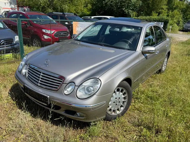 Mercedes-Benz E 240 E-Klasse Avantgarde