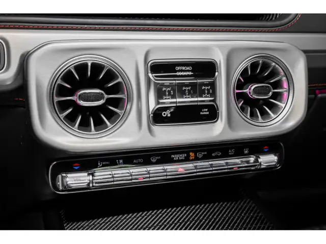 Mercedes-Benz G-Class view 10