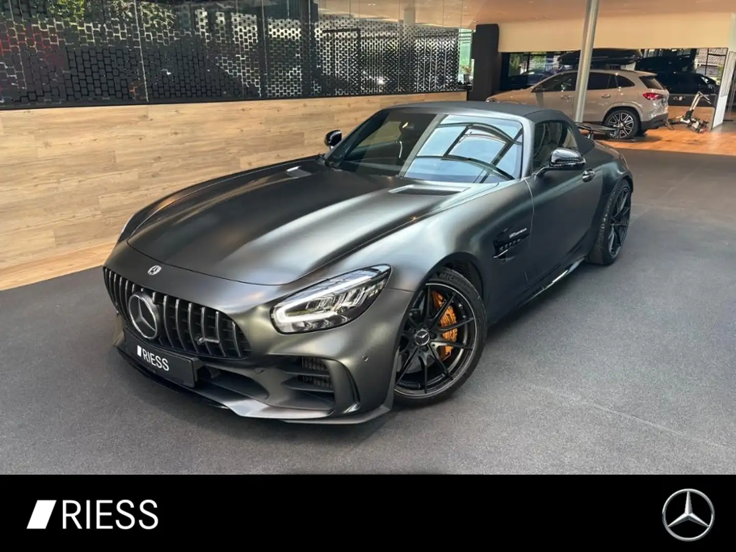 Mercedes-Benz AMG GT R Roadster 1 von 750 Magno Distr Perf Sitze Gris - 1