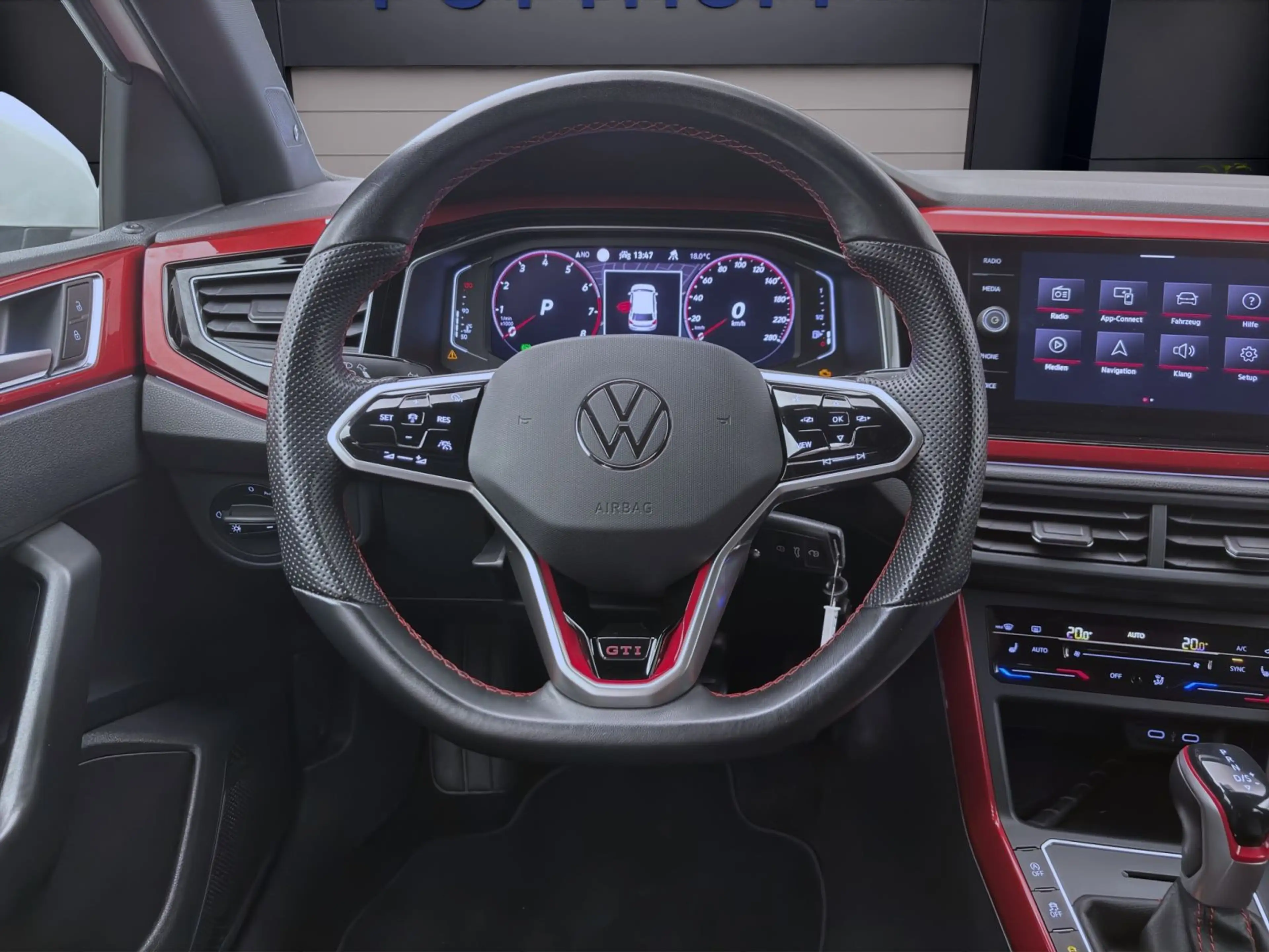 Volkswagen Polo GTI NAVI KLIMA ACC SHZG PDC — photo 12
