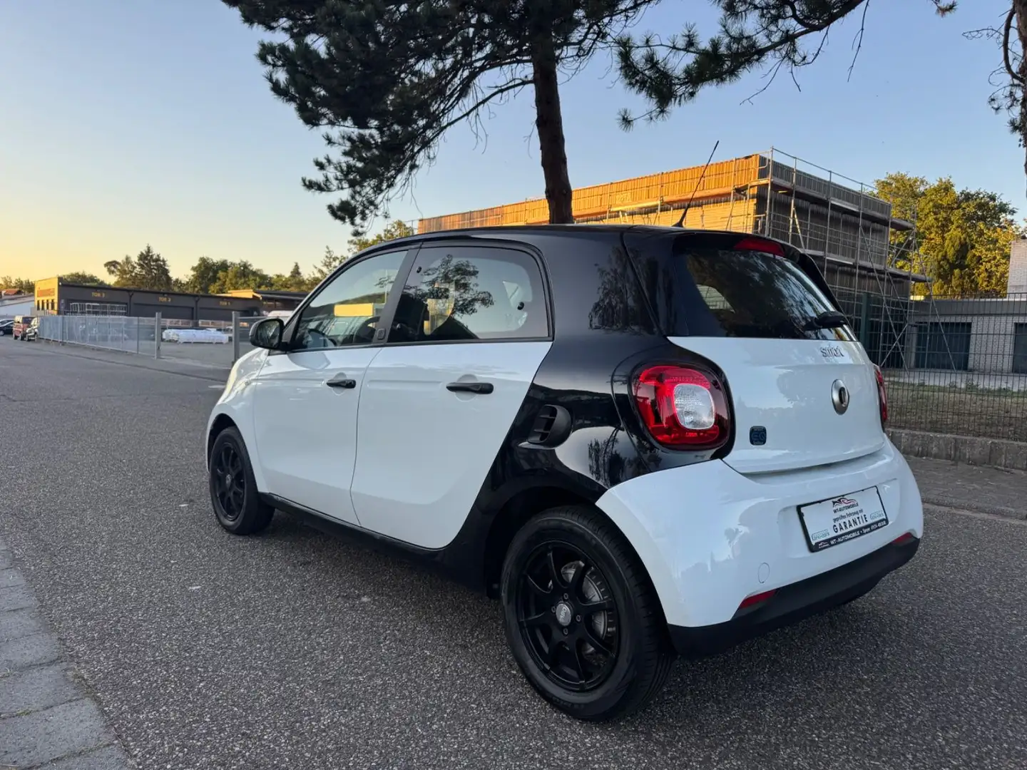 smart forFour forfour electric drive / EQ Schwarz - 2