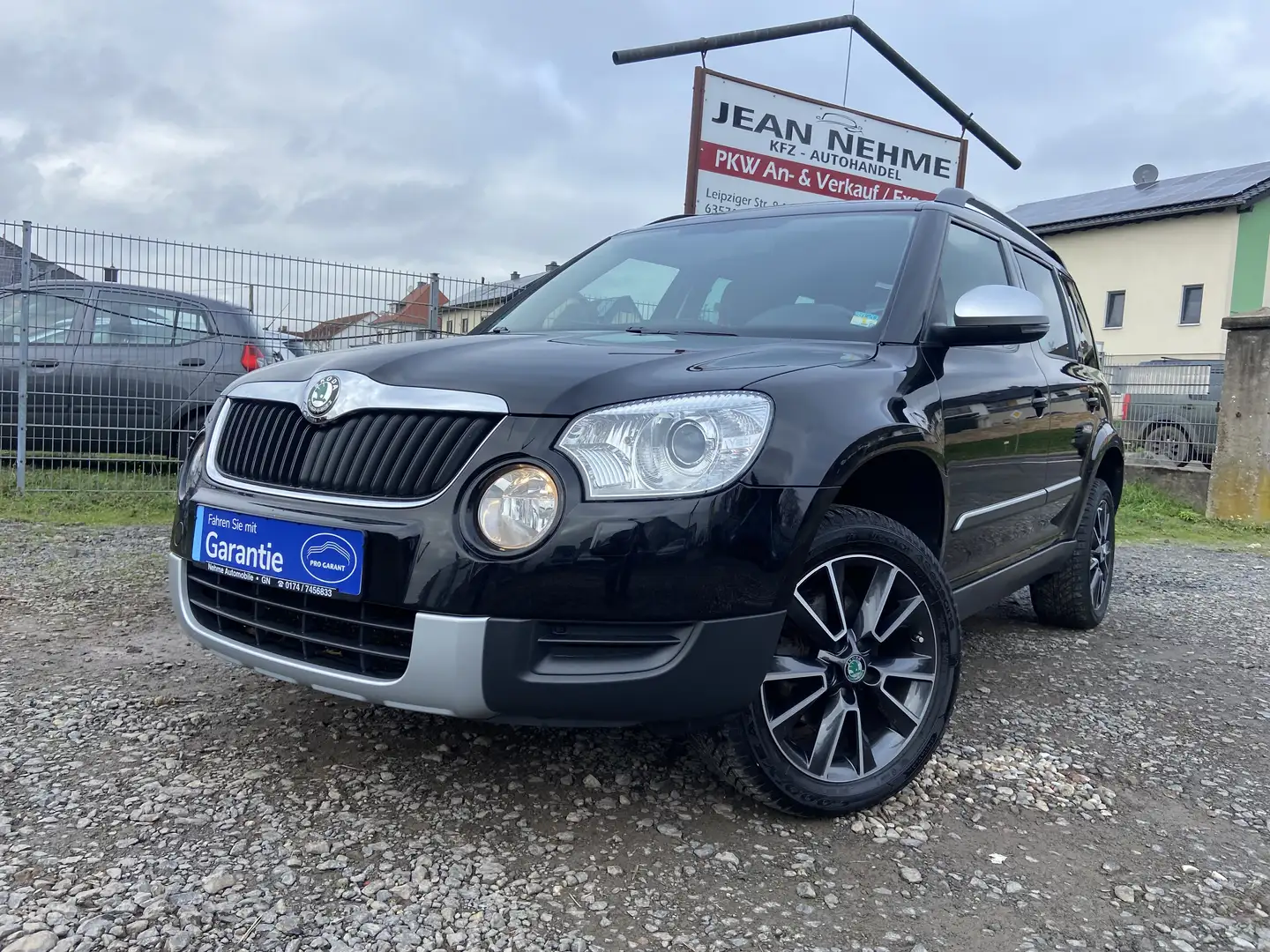 Skoda Yeti Adventure 4x4 Schwarz - 2