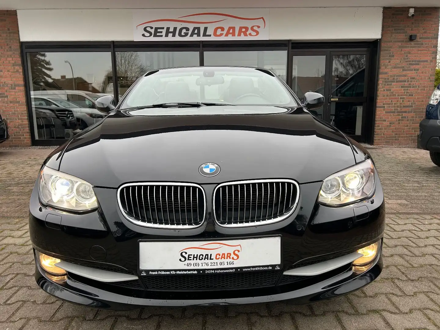 BMW 330 Baureihe 3 Cabrio 330d Automatik*Klima*Navi* Noir - 2