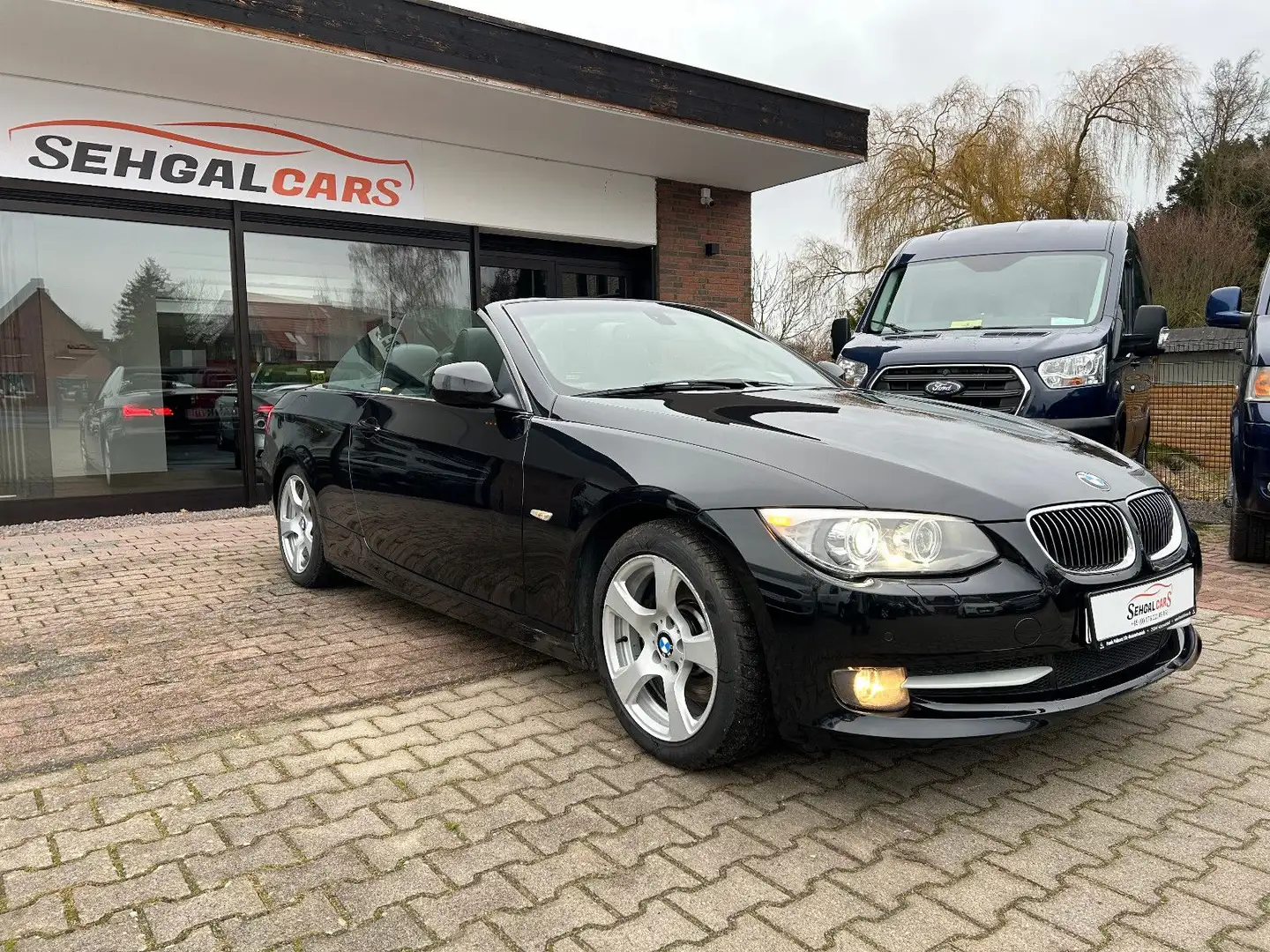 BMW 330 Baureihe 3 Cabrio 330d Automatik*Klima*Navi* Noir - 1