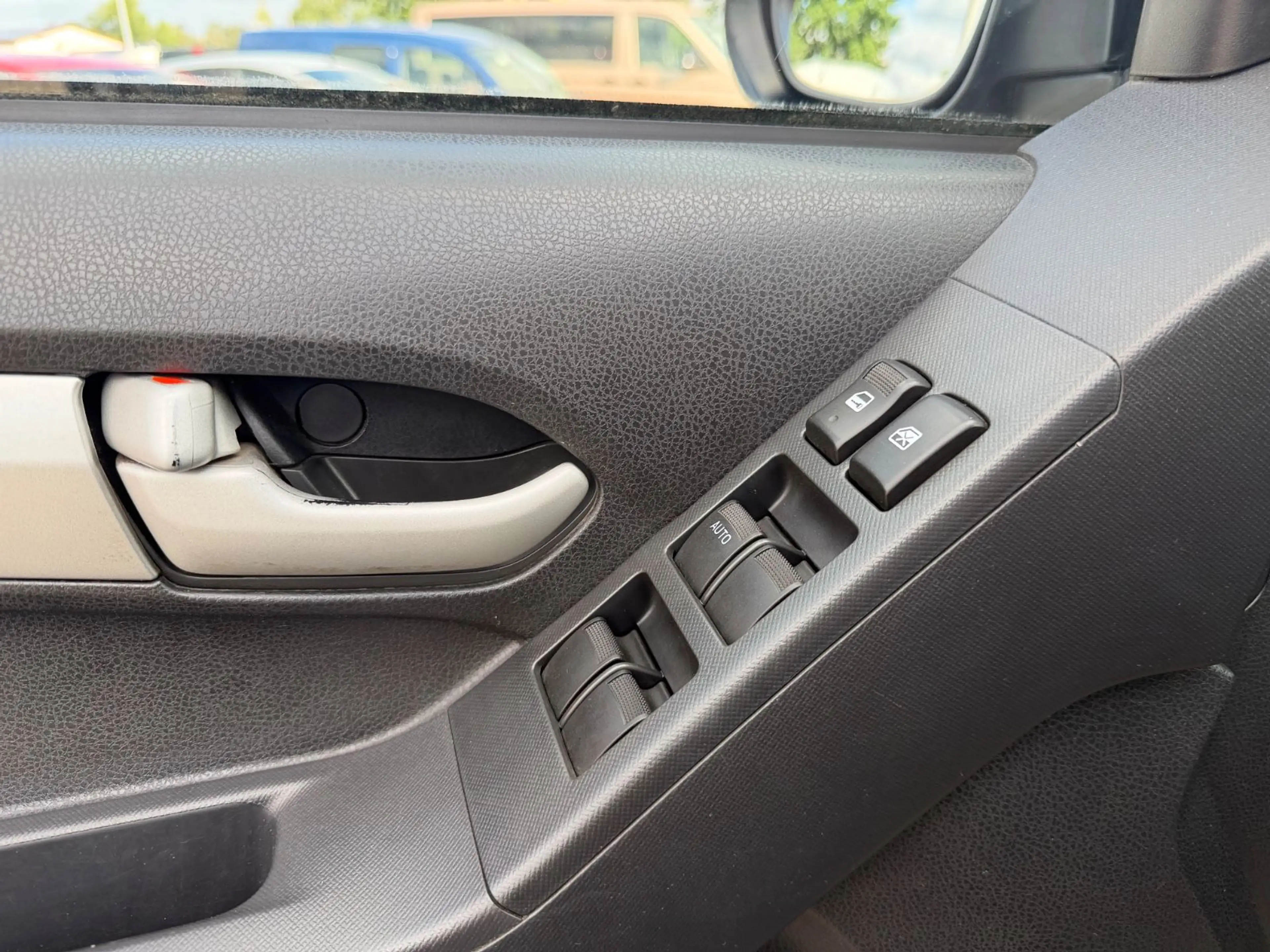 Isuzu D-Max Double Cab 4WD Custom Automatik — photo 14