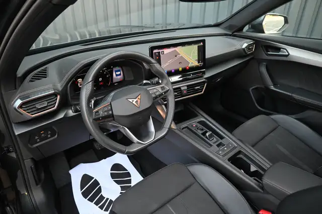 Cupra Formentor view 9