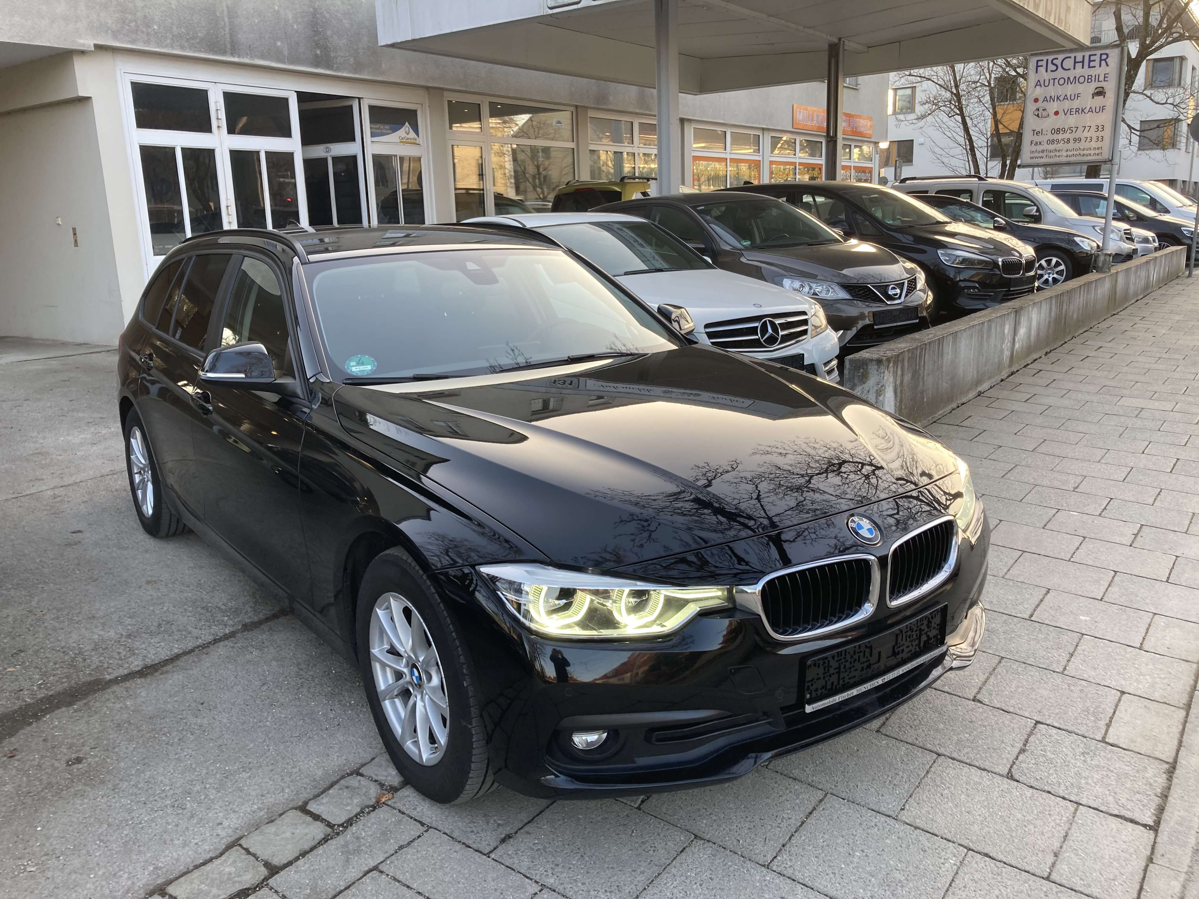 Second hand Bmw 3 Series 320