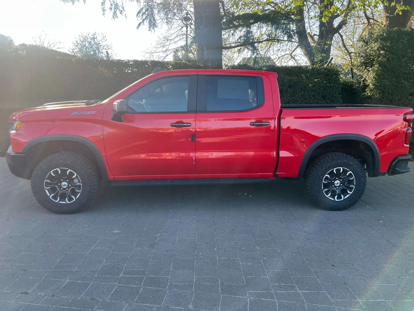 Chevrolet Silverado ZR2 6.2 V8  € 79.900,- excl btw Roşu - 2