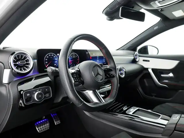 Mercedes-Benz A-Class view 11
