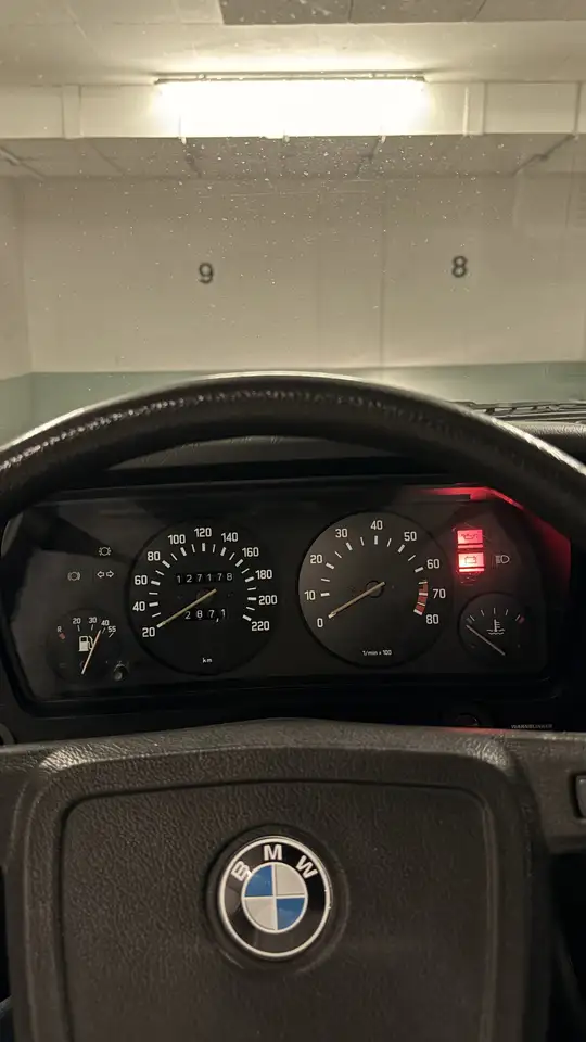 BMW 323i E21, foto 9