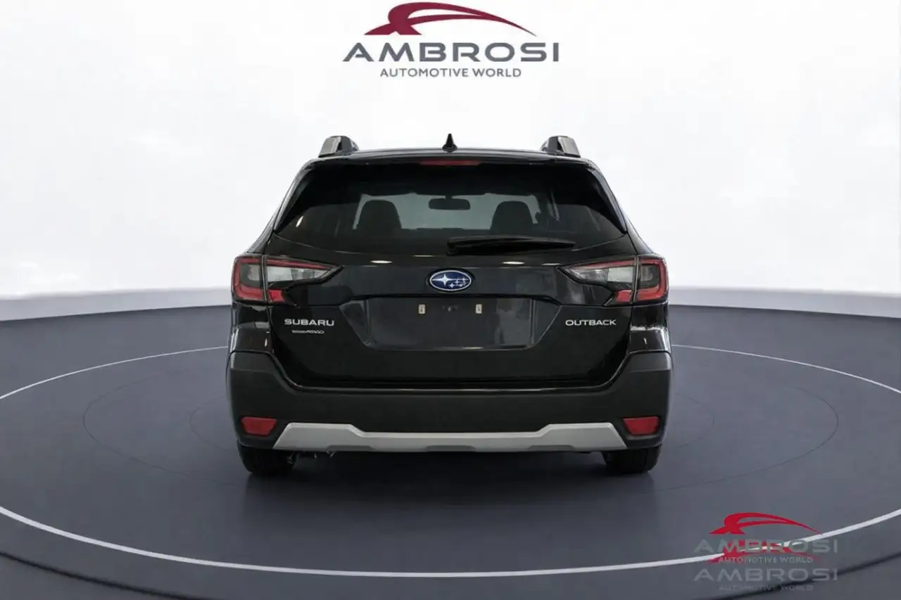Subaru OUTBACK 2026